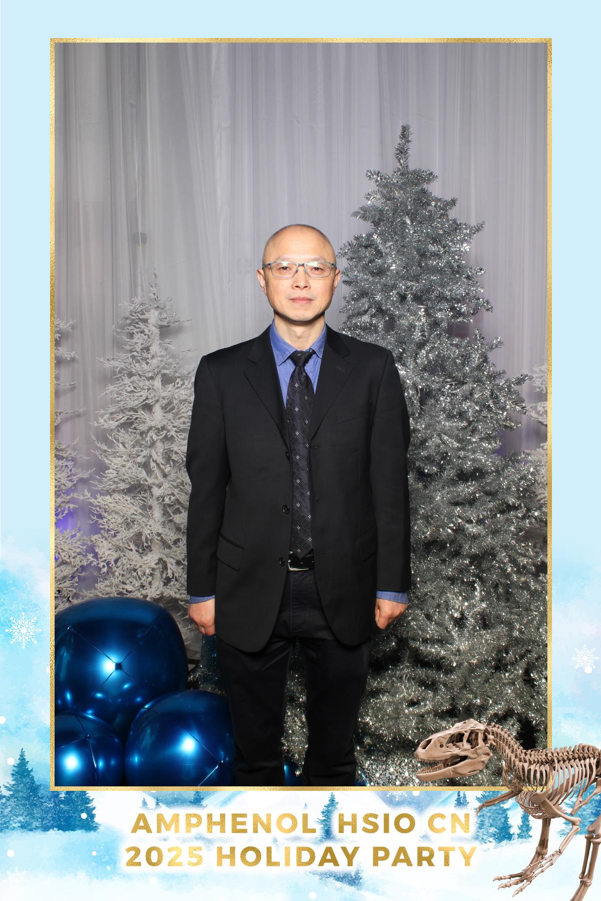 Amphenol-HSIO Holiday Party | View more photos from the event at gallery.myselfiemirror.ca/u/romanmyselfiemirrorca/Amphenol-HSIO-Holiday-Party