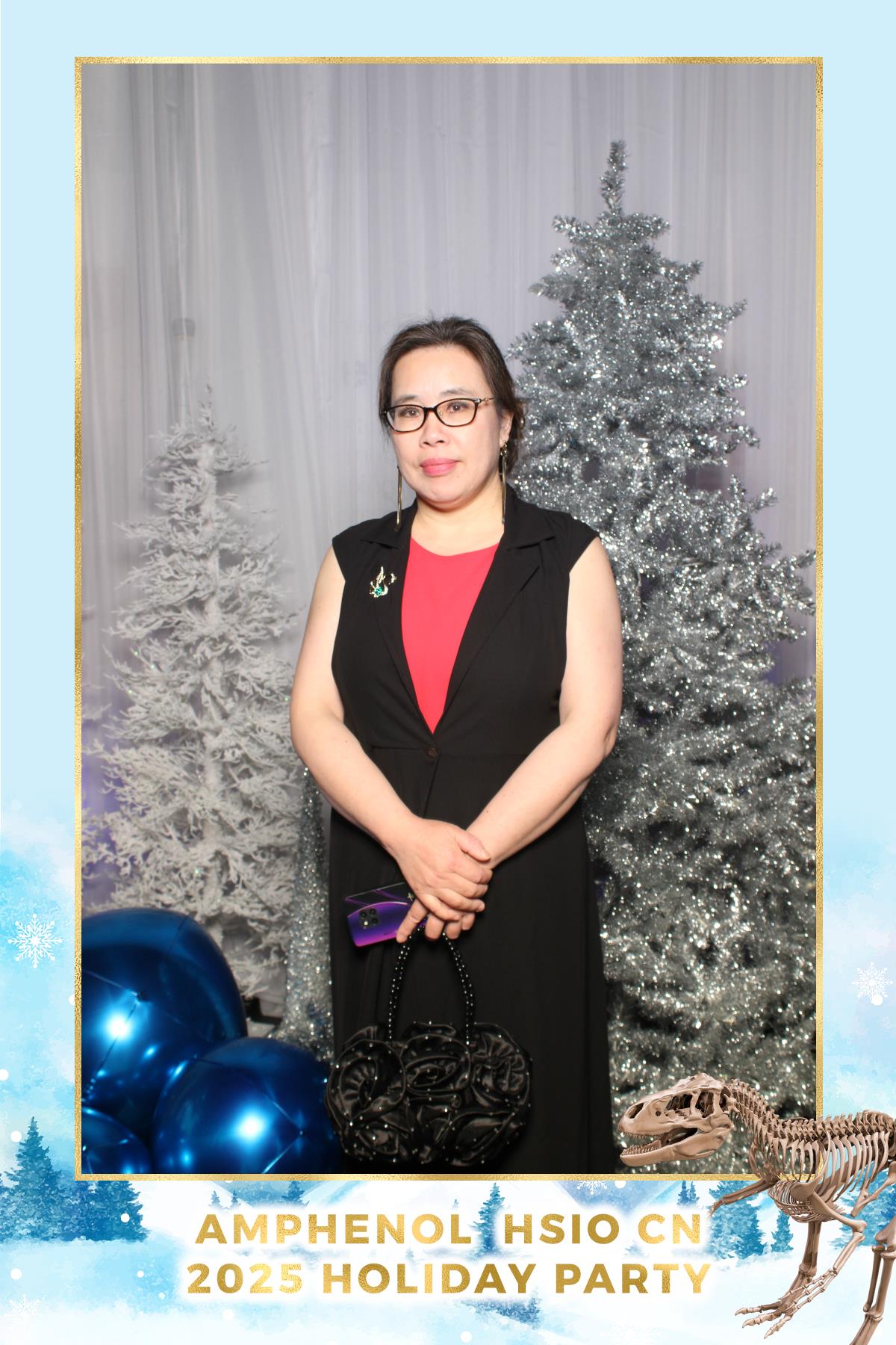 Amphenol-HSIO Holiday Party | View more photos from the event at gallery.myselfiemirror.ca/u/romanmyselfiemirrorca/Amphenol-HSIO-Holiday-Party