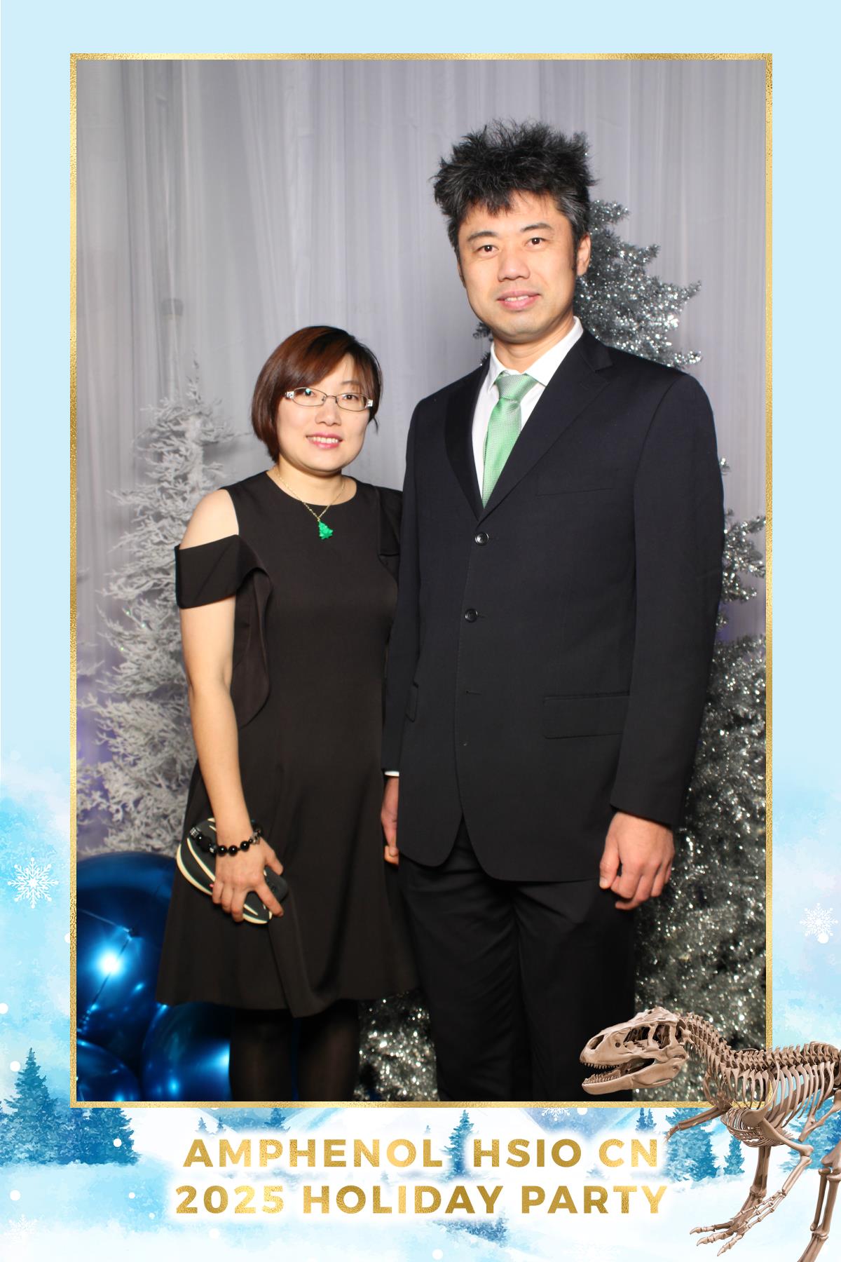 Amphenol-HSIO Holiday Party | View more photos from the event at gallery.myselfiemirror.ca/u/romanmyselfiemirrorca/Amphenol-HSIO-Holiday-Party