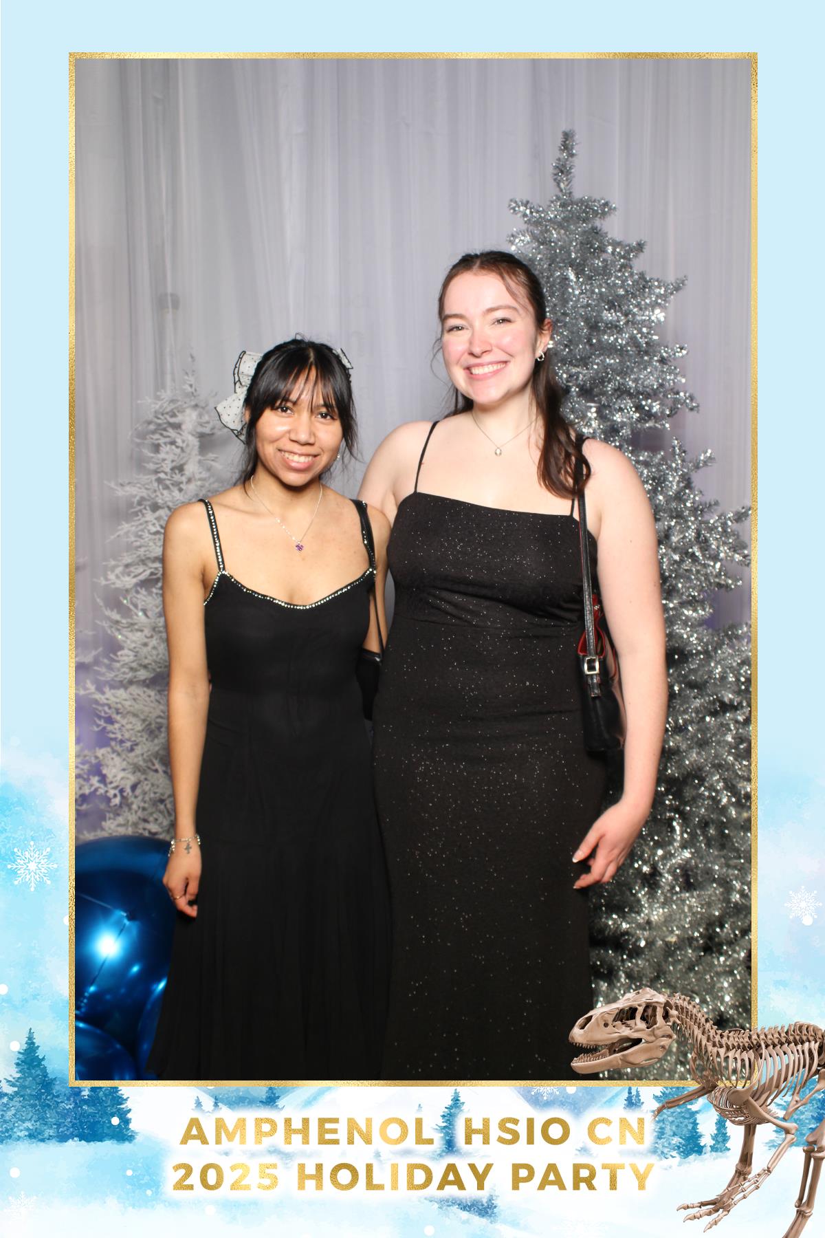 Amphenol-HSIO Holiday Party | View more photos from the event at gallery.myselfiemirror.ca/u/romanmyselfiemirrorca/Amphenol-HSIO-Holiday-Party