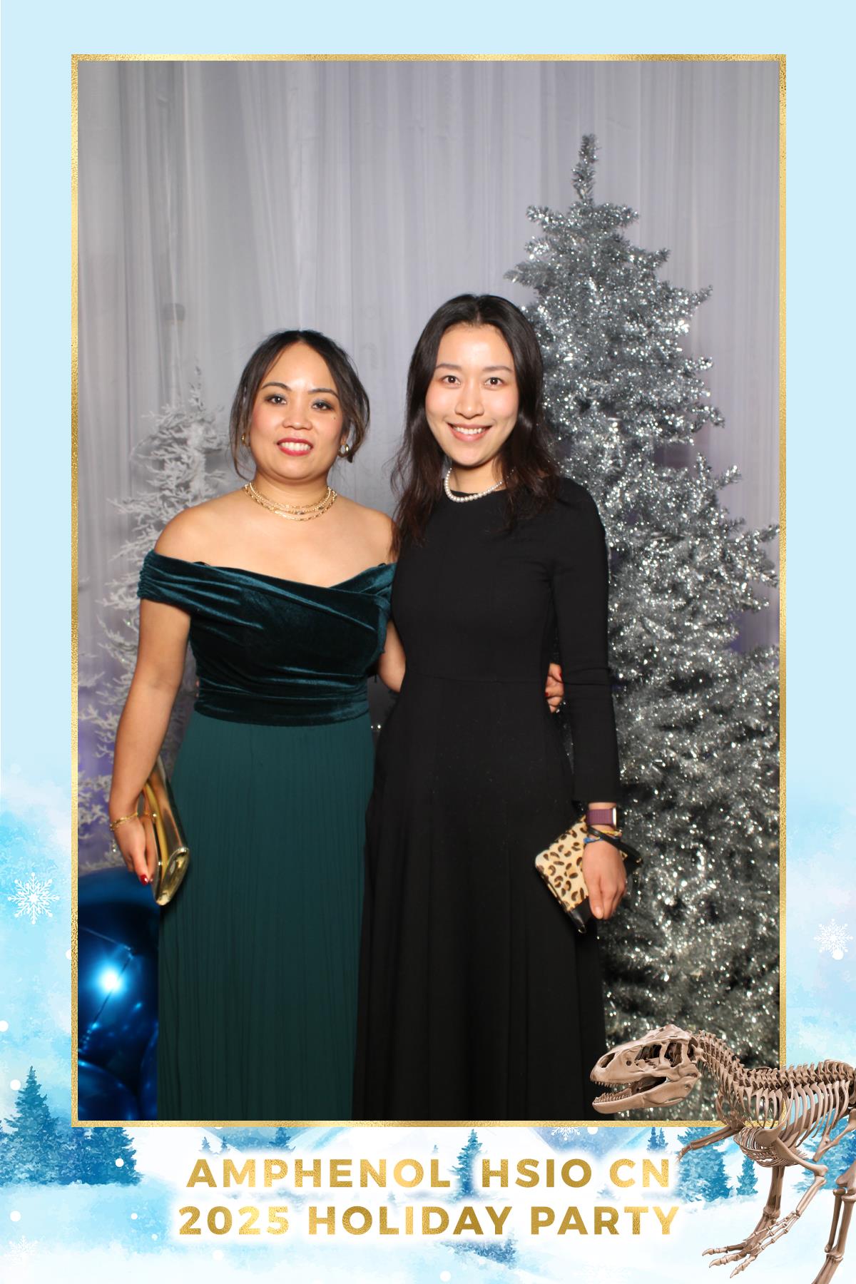 Amphenol-HSIO Holiday Party | View more photos from the event at gallery.myselfiemirror.ca/u/romanmyselfiemirrorca/Amphenol-HSIO-Holiday-Party