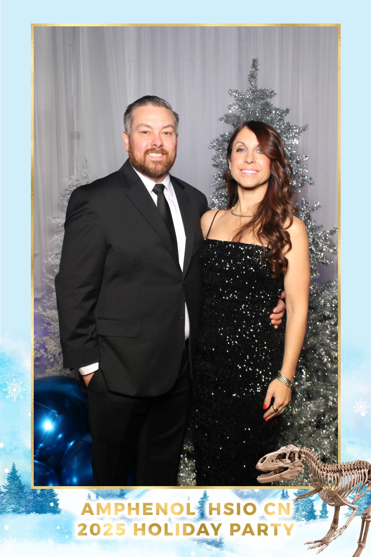 Amphenol-HSIO Holiday Party | View more photos from the event at gallery.myselfiemirror.ca/u/romanmyselfiemirrorca/Amphenol-HSIO-Holiday-Party