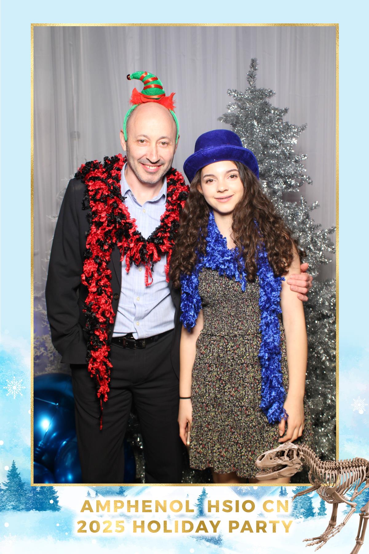 Amphenol-HSIO Holiday Party | View more photos from the event at gallery.myselfiemirror.ca/u/romanmyselfiemirrorca/Amphenol-HSIO-Holiday-Party