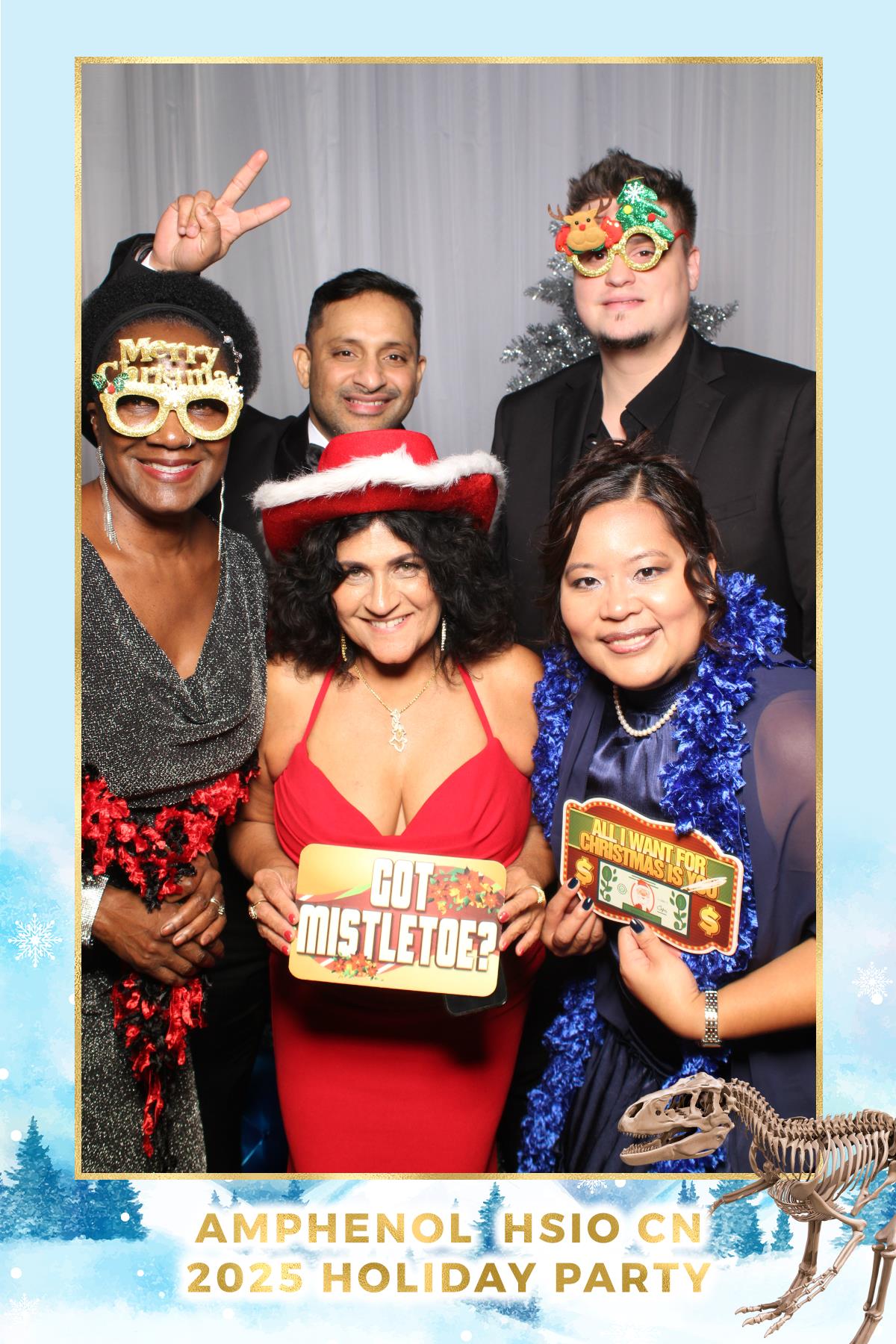 Amphenol-HSIO Holiday Party | View more photos from the event at gallery.myselfiemirror.ca/u/romanmyselfiemirrorca/Amphenol-HSIO-Holiday-Party