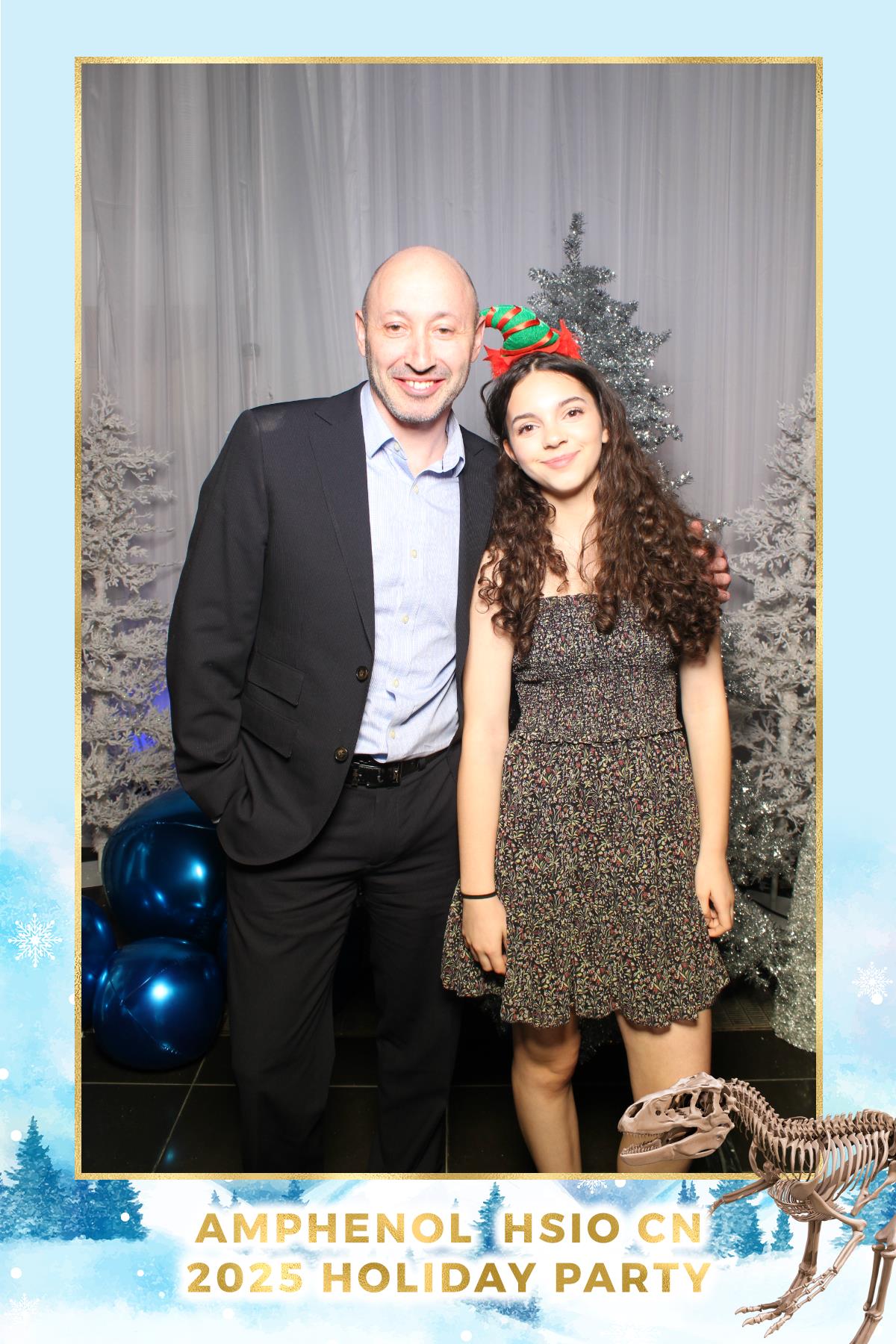 Amphenol-HSIO Holiday Party | View more photos from the event at gallery.myselfiemirror.ca/u/romanmyselfiemirrorca/Amphenol-HSIO-Holiday-Party