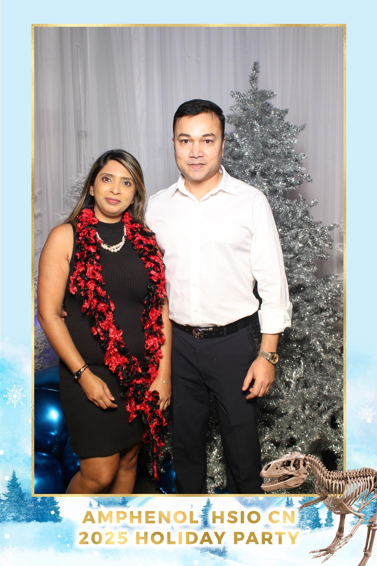 Amphenol-HSIO Holiday Party | View more photos from the event at gallery.myselfiemirror.ca/u/romanmyselfiemirrorca/Amphenol-HSIO-Holiday-Party