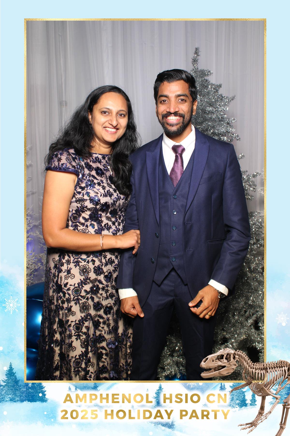 Amphenol-HSIO Holiday Party | View more photos from the event at gallery.myselfiemirror.ca/u/romanmyselfiemirrorca/Amphenol-HSIO-Holiday-Party