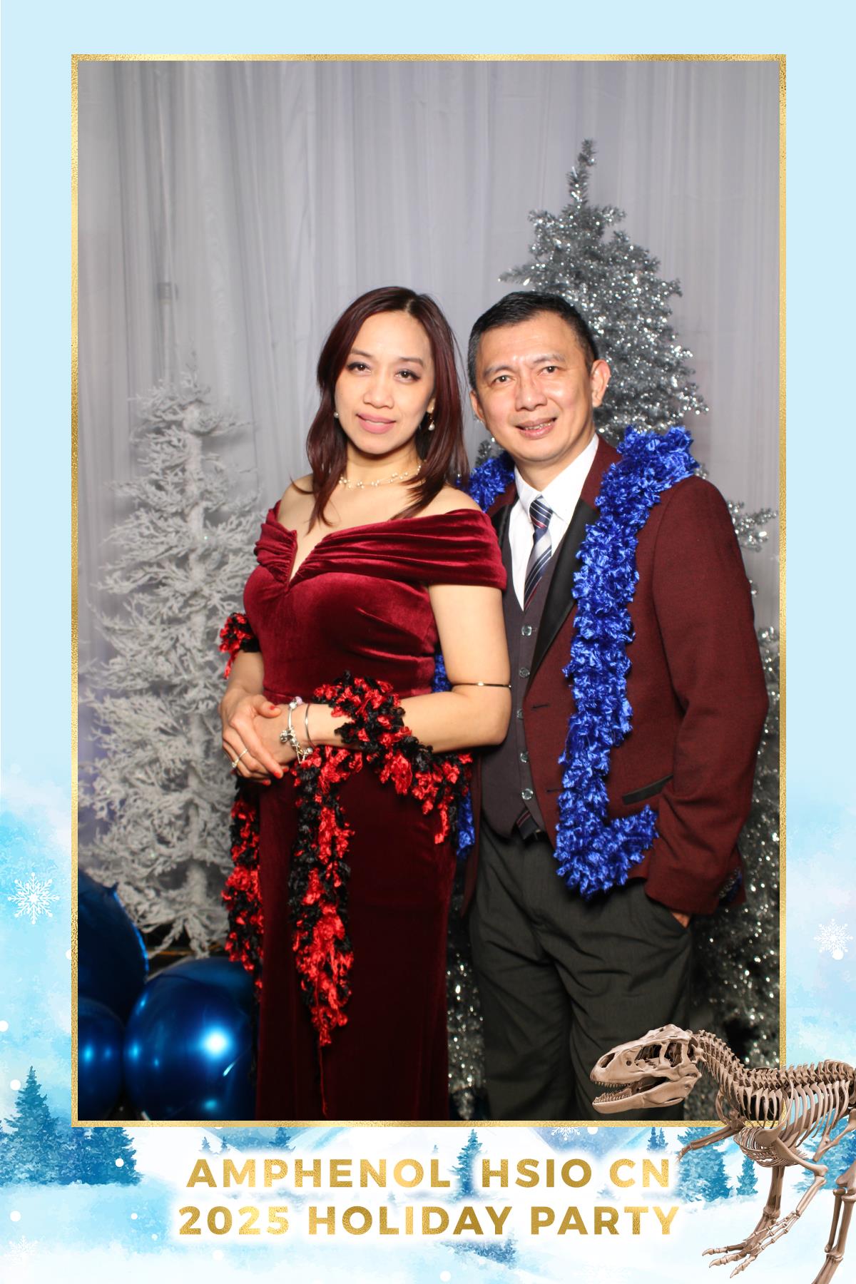 Amphenol-HSIO Holiday Party | View more photos from the event at gallery.myselfiemirror.ca/u/romanmyselfiemirrorca/Amphenol-HSIO-Holiday-Party