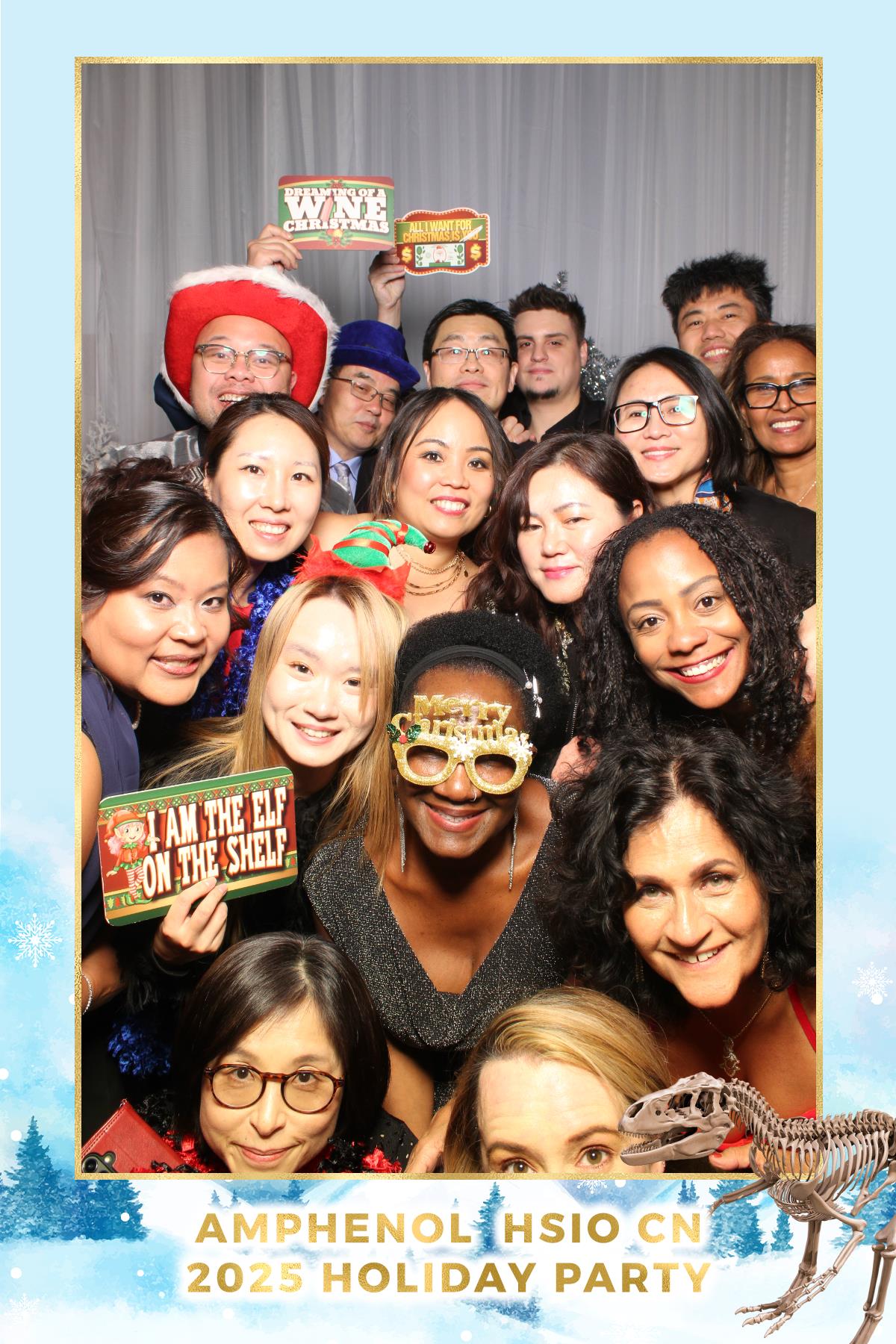 Amphenol-HSIO Holiday Party | View more photos from the event at gallery.myselfiemirror.ca/u/romanmyselfiemirrorca/Amphenol-HSIO-Holiday-Party