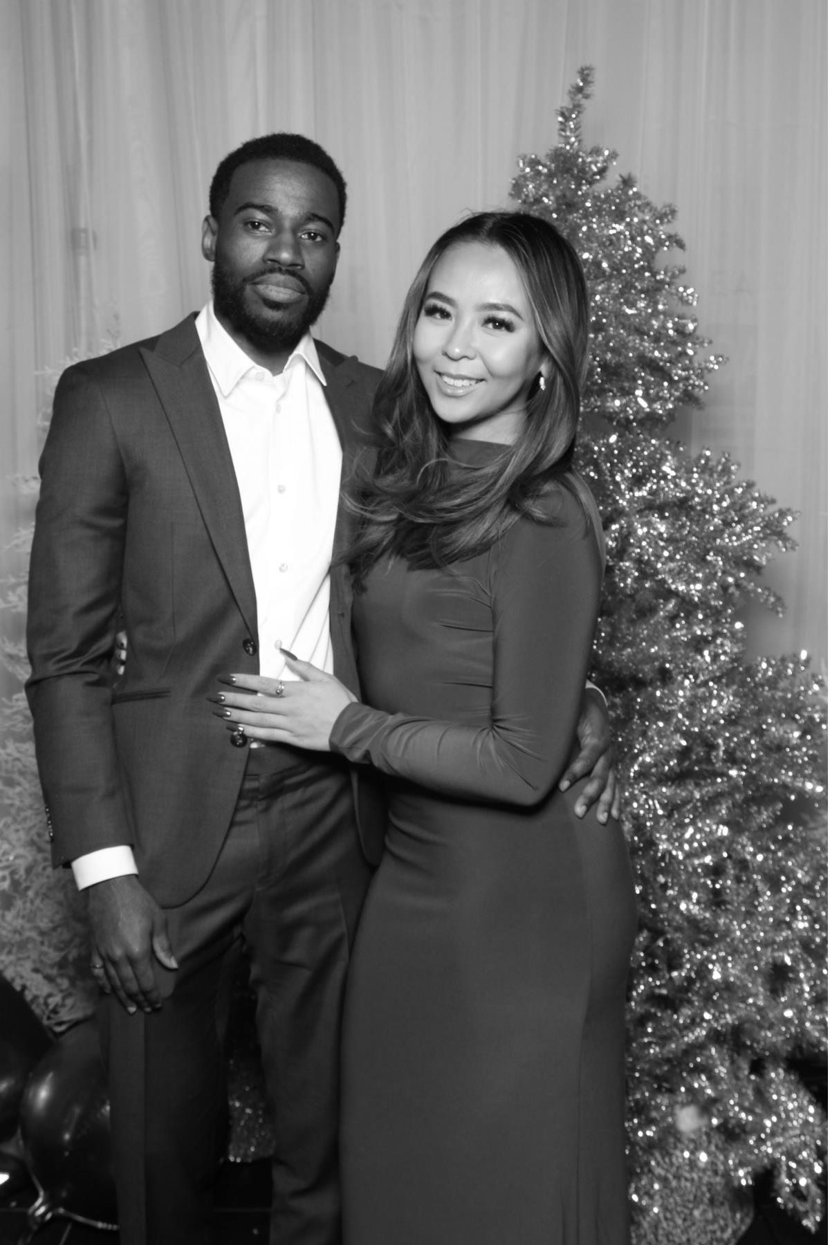 Amphenol-HSIO Holiday Party | View more photos from the event at gallery.myselfiemirror.ca/u/romanmyselfiemirrorca/Amphenol-HSIO-Holiday-Party