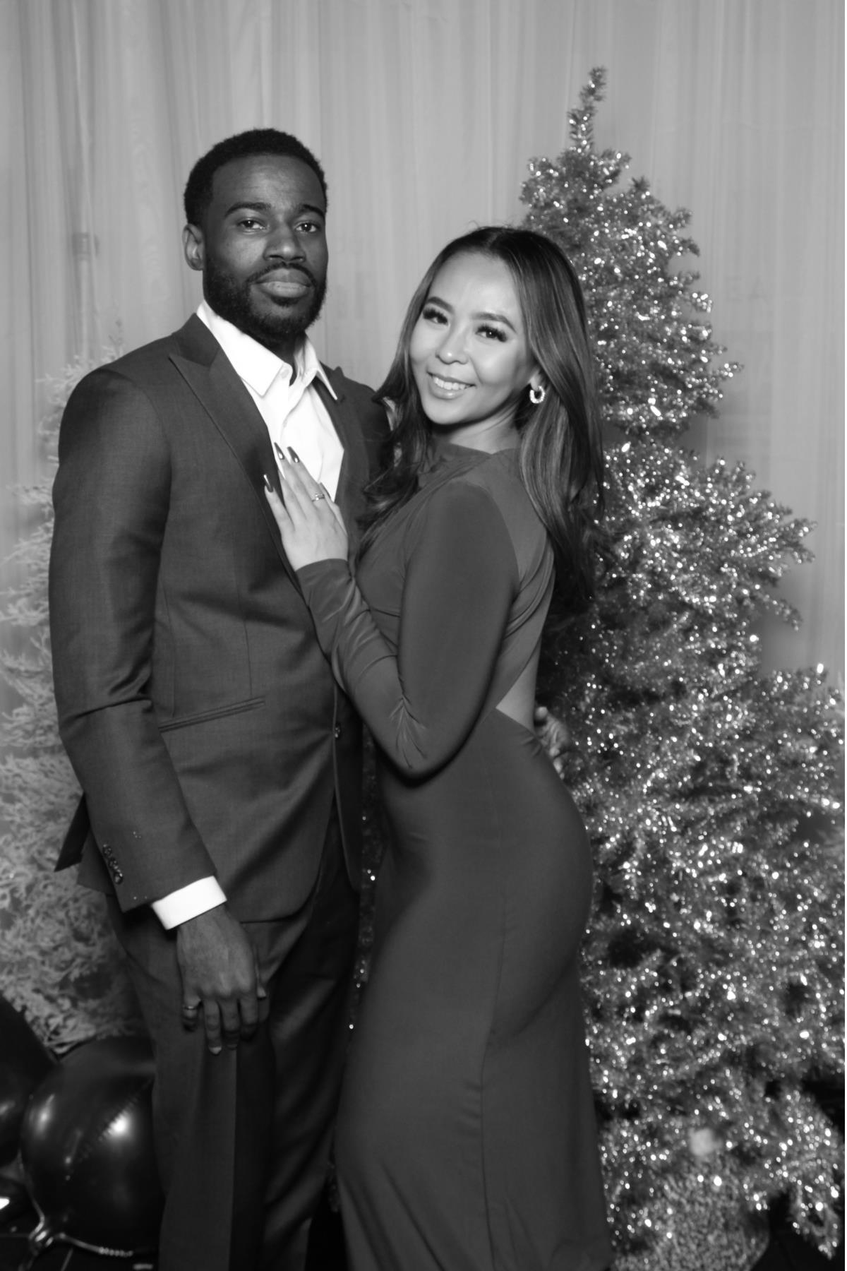 Amphenol-HSIO Holiday Party | View more photos from the event at gallery.myselfiemirror.ca/u/romanmyselfiemirrorca/Amphenol-HSIO-Holiday-Party