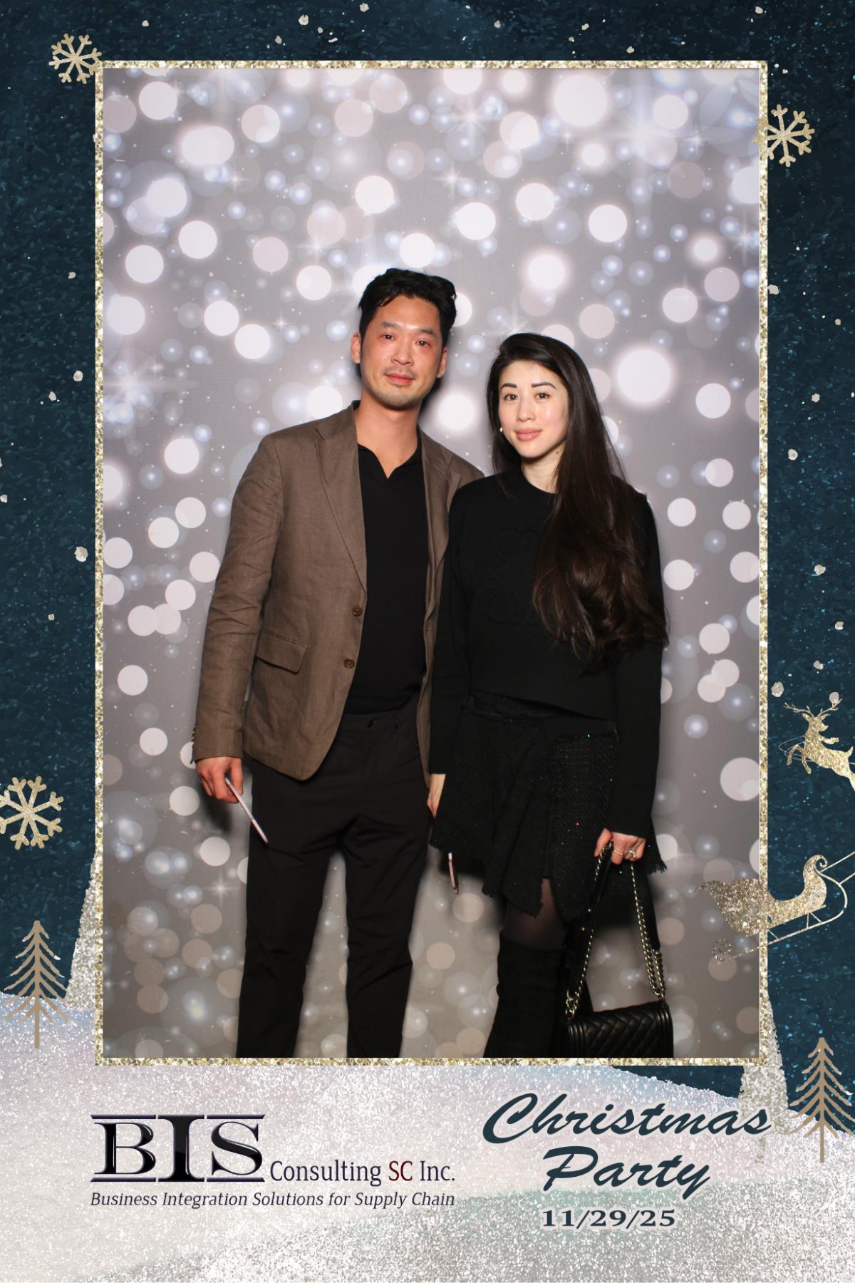 BIS Consulting Christmas Party | View more photos from the event at gallery.myselfiemirror.ca/u/romanmyselfiemirrorca/BIS-Consulting-Christmas-Party