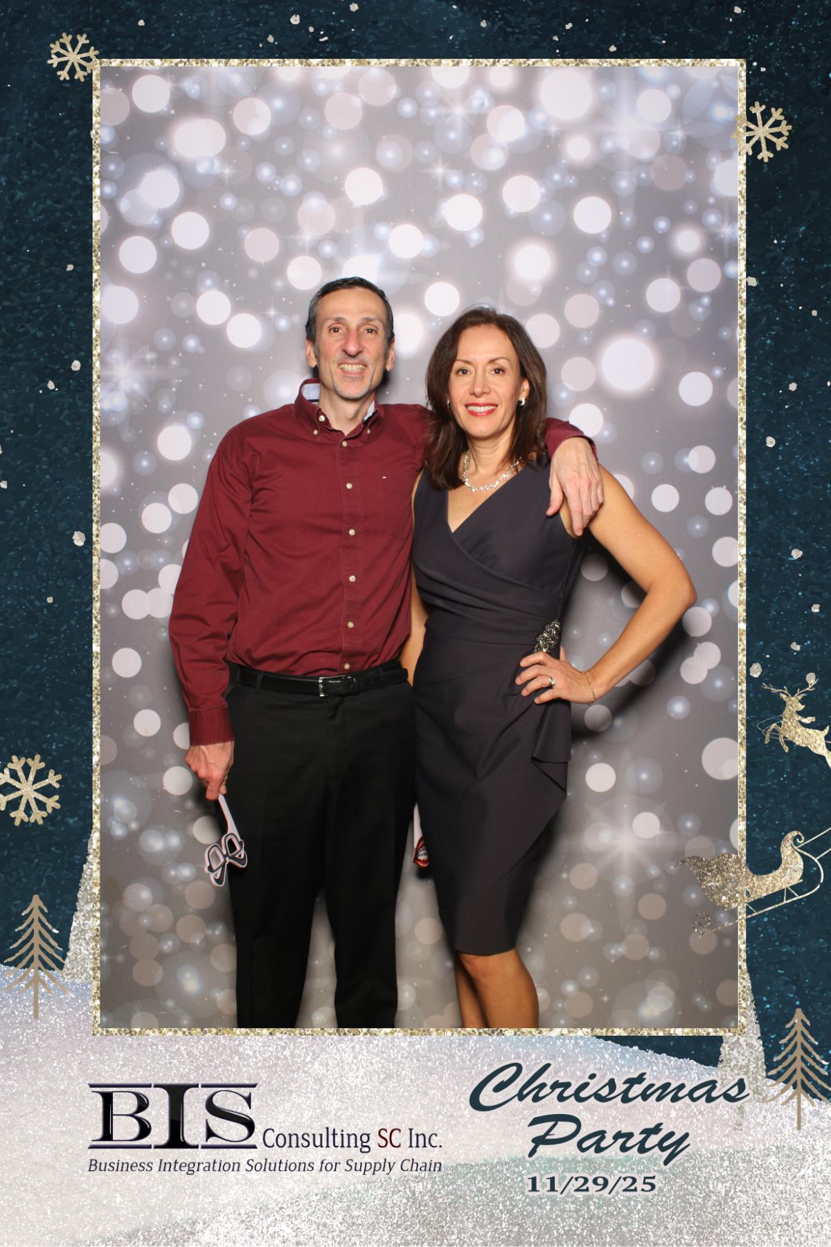 BIS Consulting Christmas Party | View more photos from the event at gallery.myselfiemirror.ca/u/romanmyselfiemirrorca/BIS-Consulting-Christmas-Party