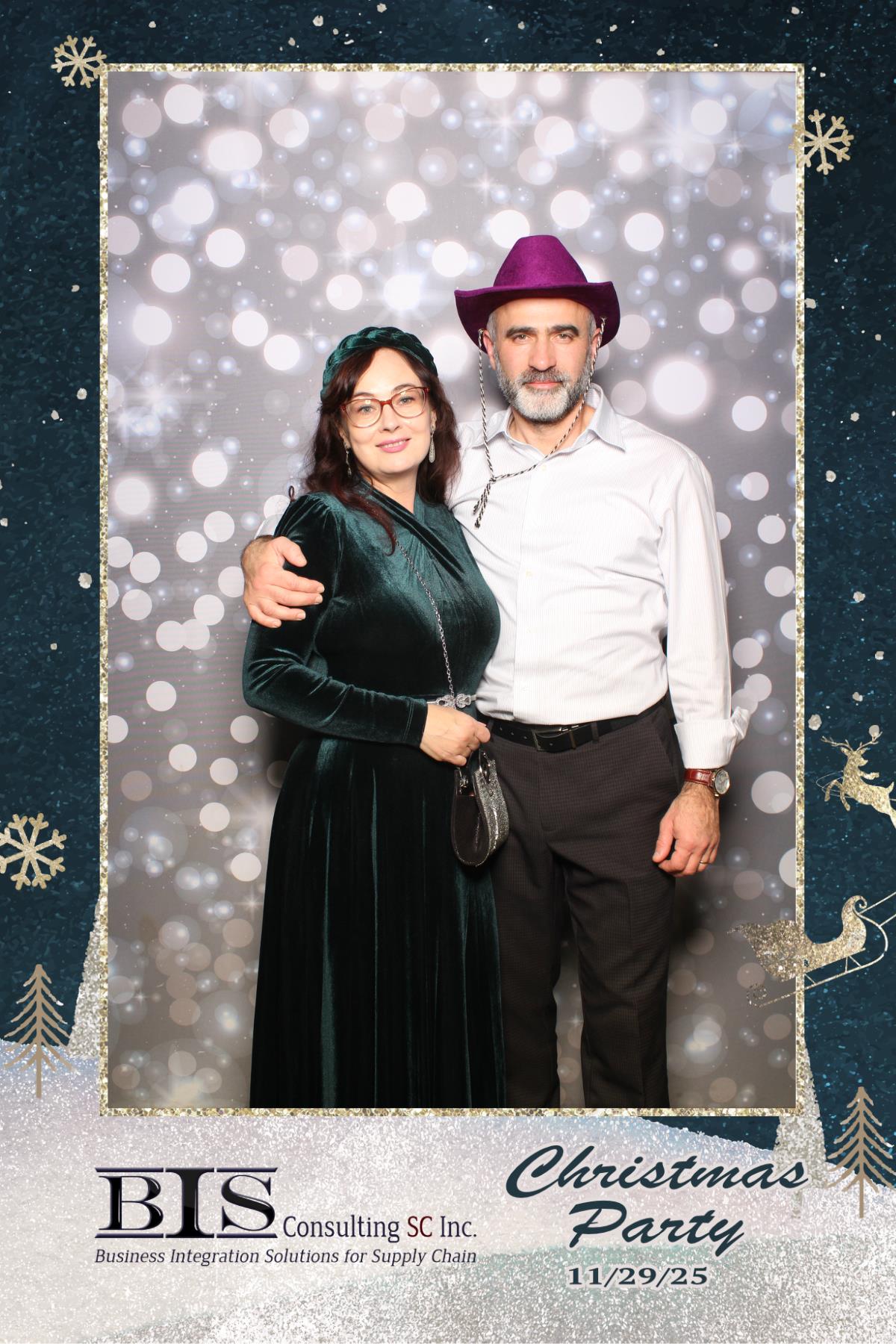 BIS Consulting Christmas Party | View more photos from the event at gallery.myselfiemirror.ca/u/romanmyselfiemirrorca/BIS-Consulting-Christmas-Party