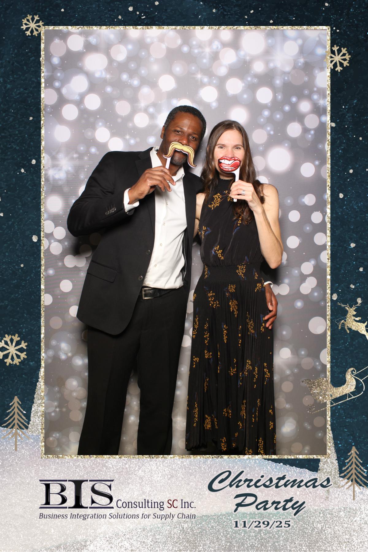 BIS Consulting Christmas Party | View more photos from the event at gallery.myselfiemirror.ca/u/romanmyselfiemirrorca/BIS-Consulting-Christmas-Party