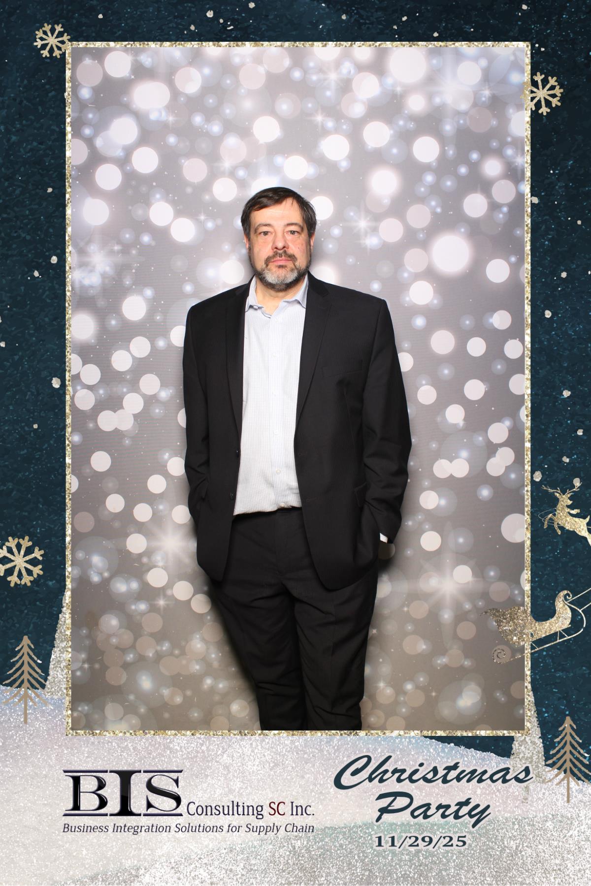 BIS Consulting Christmas Party | View more photos from the event at gallery.myselfiemirror.ca/u/romanmyselfiemirrorca/BIS-Consulting-Christmas-Party