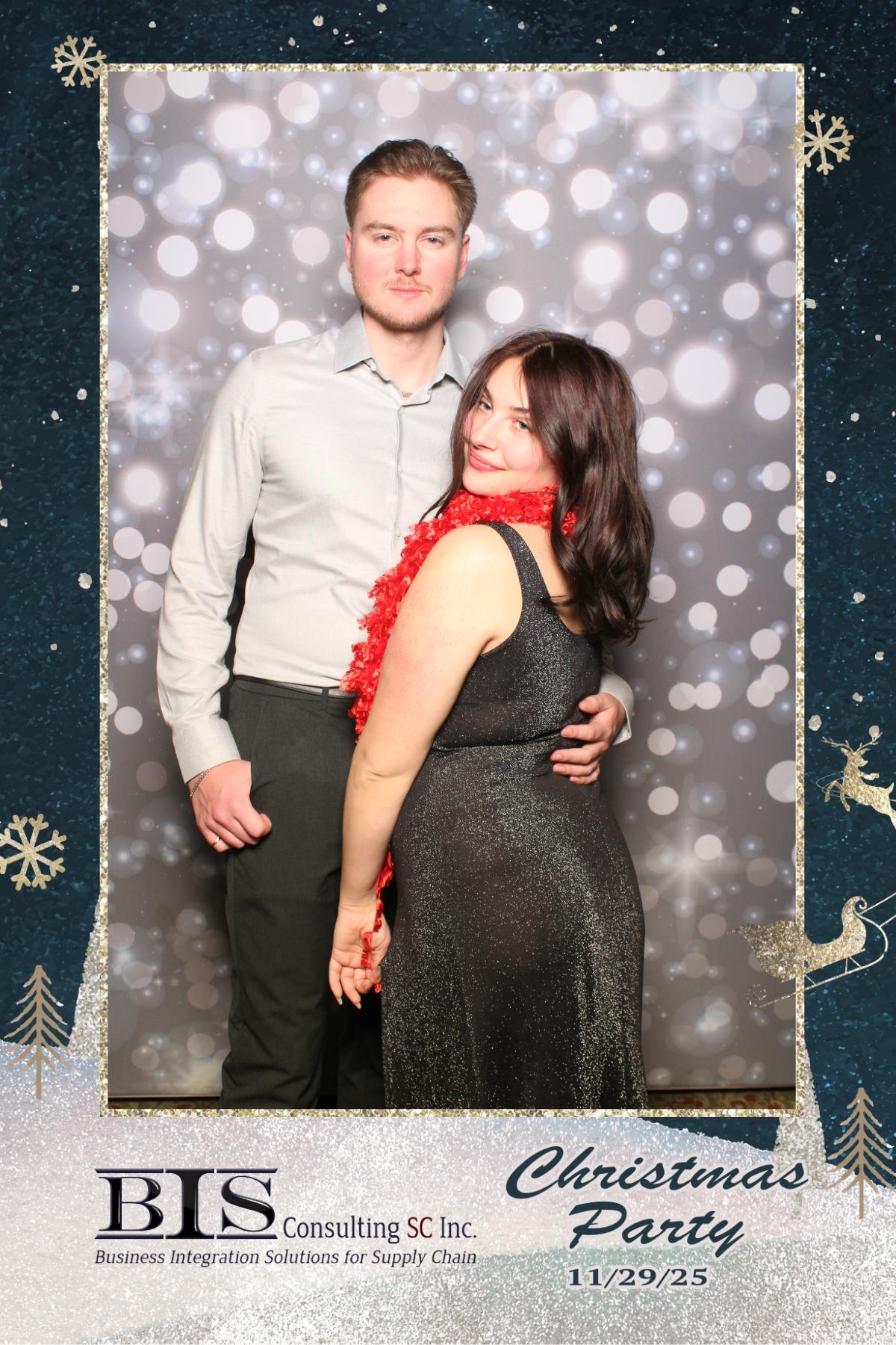 BIS Consulting Christmas Party | View more photos from the event at gallery.myselfiemirror.ca/u/romanmyselfiemirrorca/BIS-Consulting-Christmas-Party