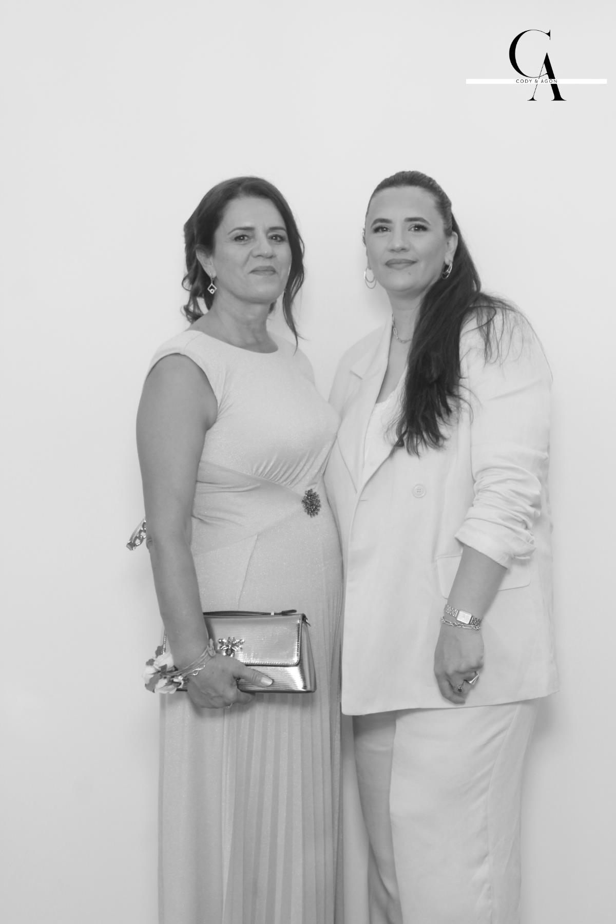 Cody & Agon | View more photos from the event at gallery.myselfiemirror.ca/u/romanmyselfiemirrorca/Cody-Agon