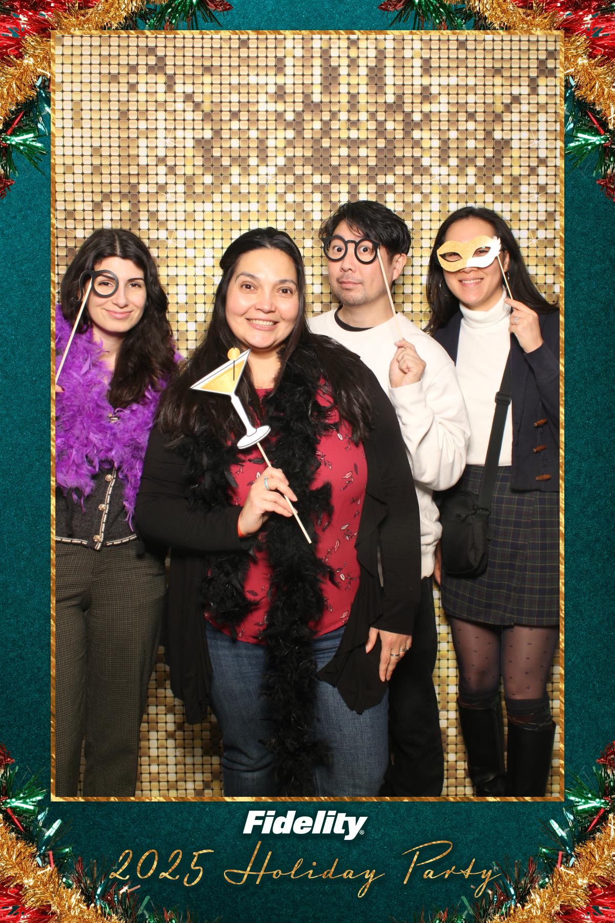 Fidelity Canada Holiday Party | View more photos from the event at gallery.myselfiemirror.ca/u/romanmyselfiemirrorca/Fidelity-Canada-Holiday-Party