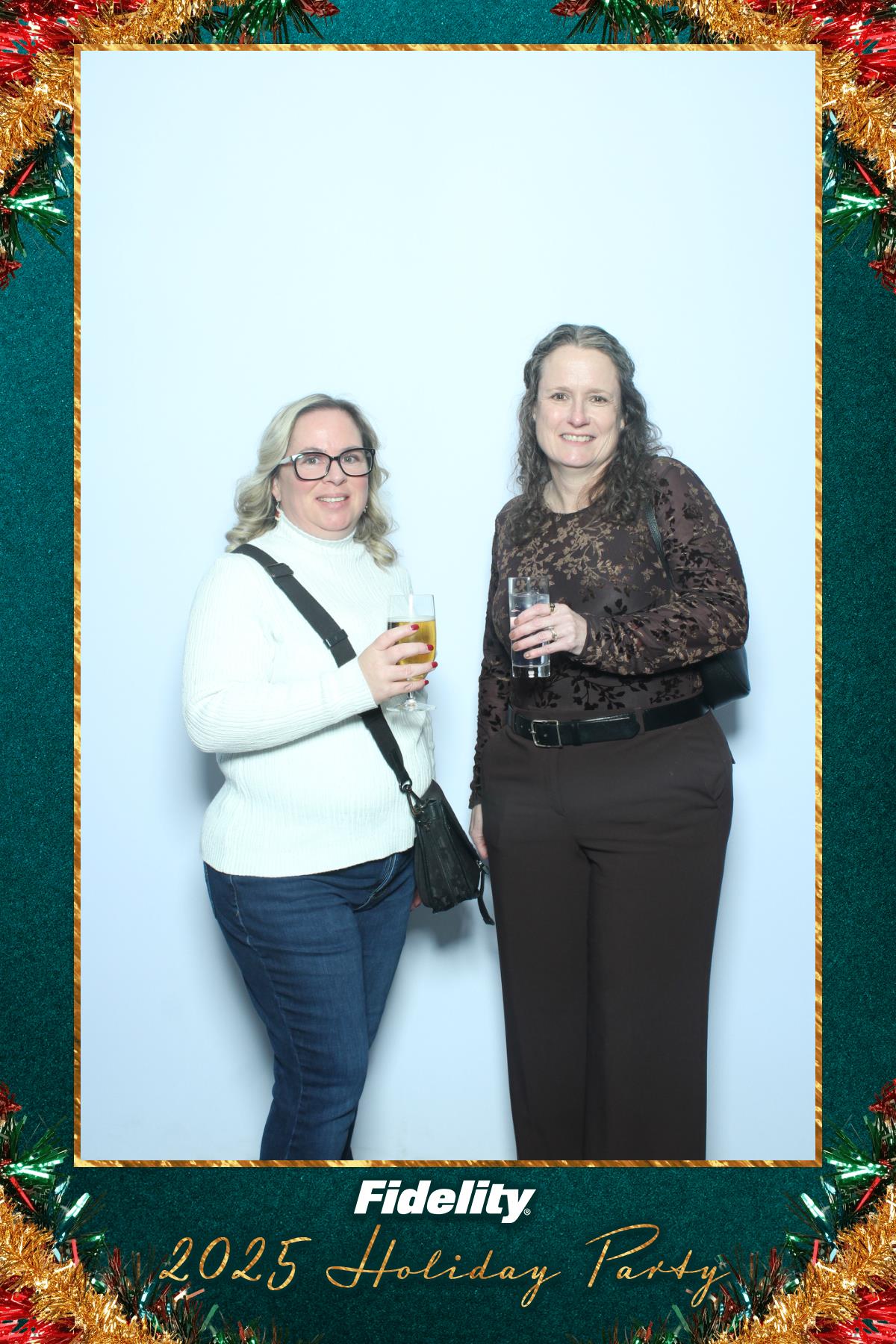 Fidelity Canada Holiday Party | View more photos from the event at gallery.myselfiemirror.ca/u/romanmyselfiemirrorca/Fidelity-Canada-Holiday-Party