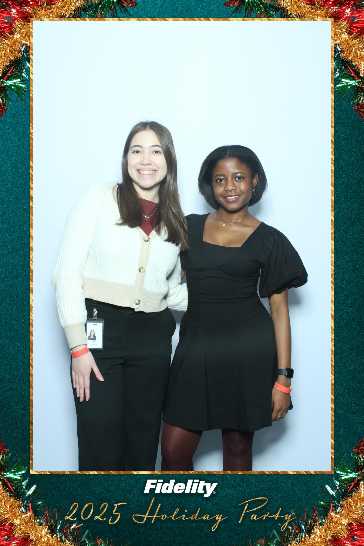 Fidelity Canada Holiday Party | View more photos from the event at gallery.myselfiemirror.ca/u/romanmyselfiemirrorca/Fidelity-Canada-Holiday-Party