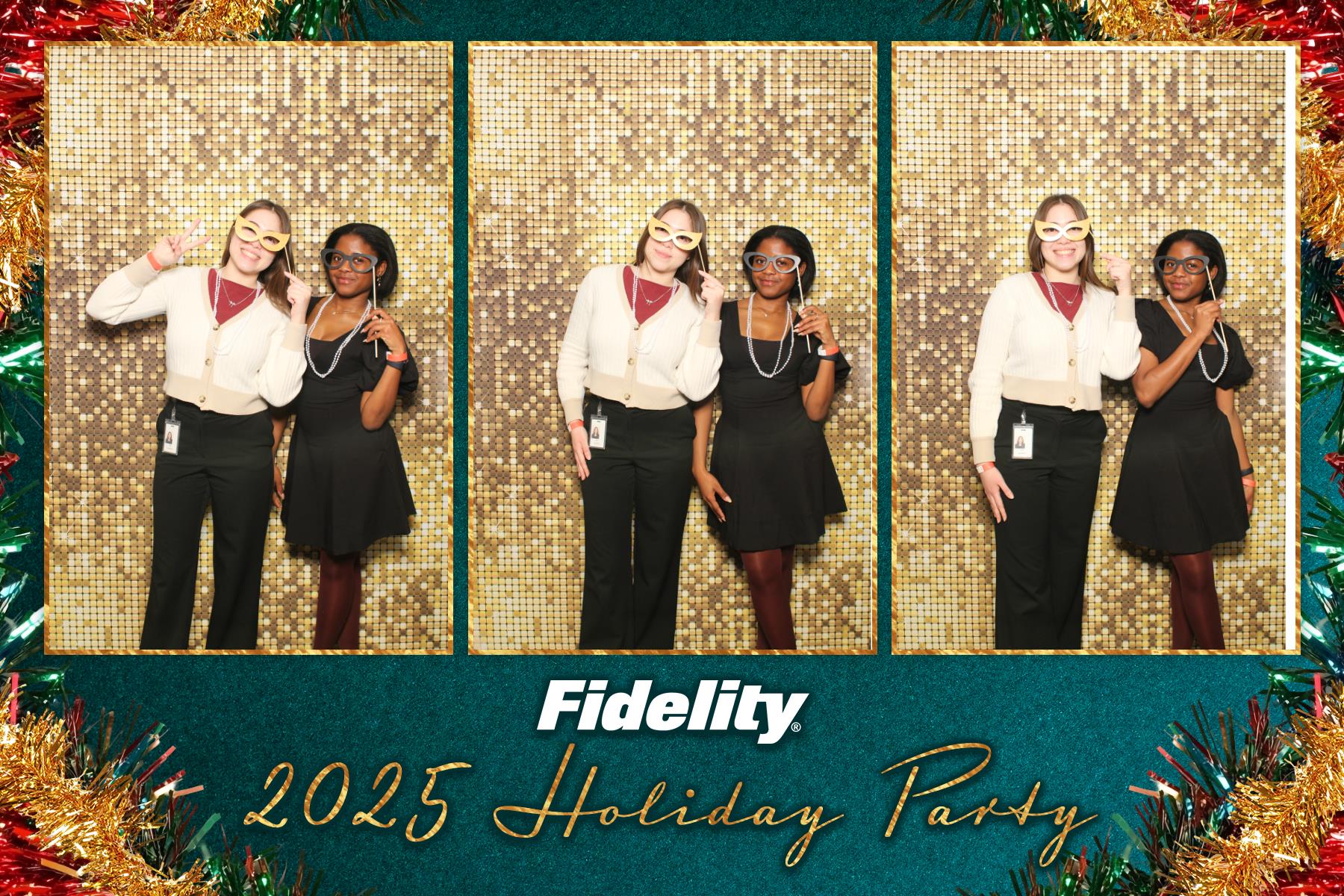Fidelity Canada Holiday Party | View more photos from the event at gallery.myselfiemirror.ca/u/romanmyselfiemirrorca/Fidelity-Canada-Holiday-Party