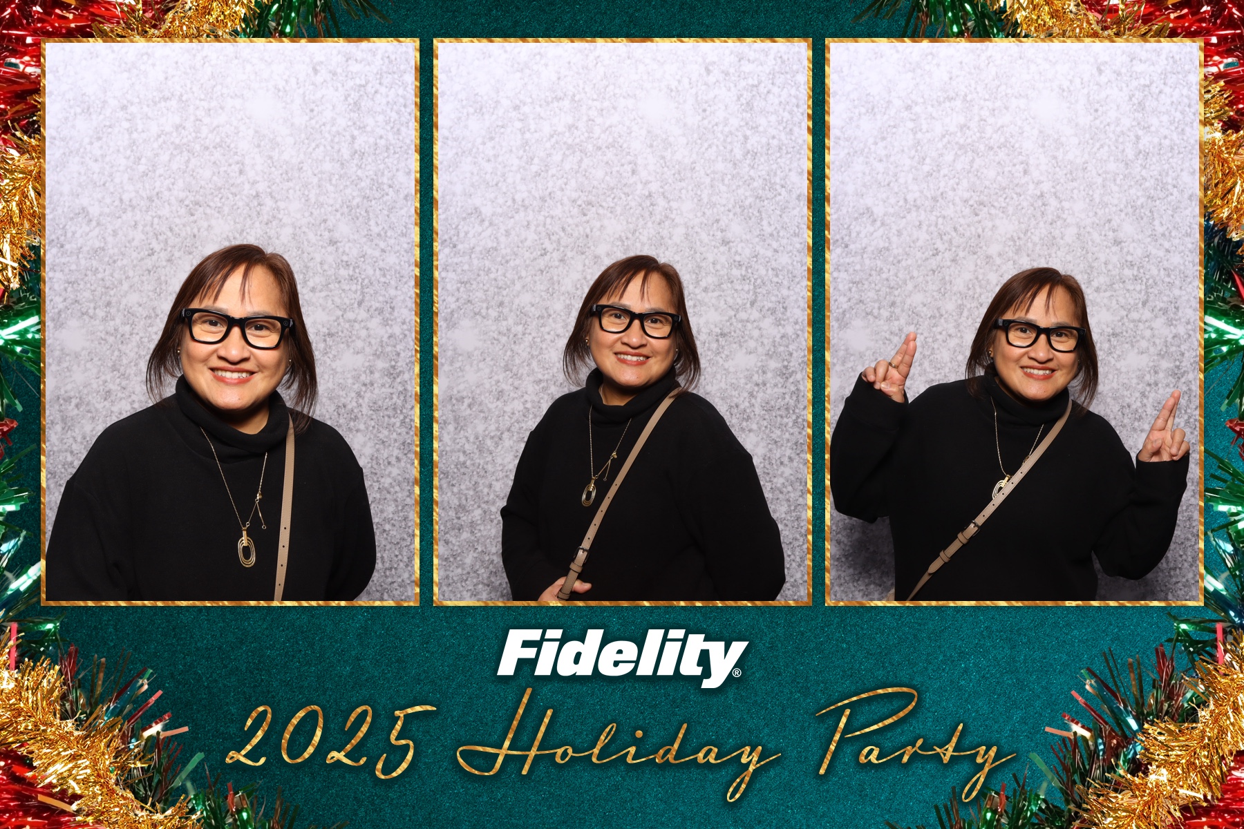 Fidelity Canada Holiday Party | View more photos from the event at gallery.myselfiemirror.ca/u/romanmyselfiemirrorca/Fidelity-Canada-Holiday-Party