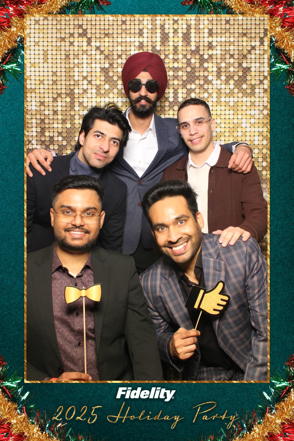 Fidelity Canada Holiday Party | View more photos from the event at gallery.myselfiemirror.ca/u/romanmyselfiemirrorca/Fidelity-Canada-Holiday-Party