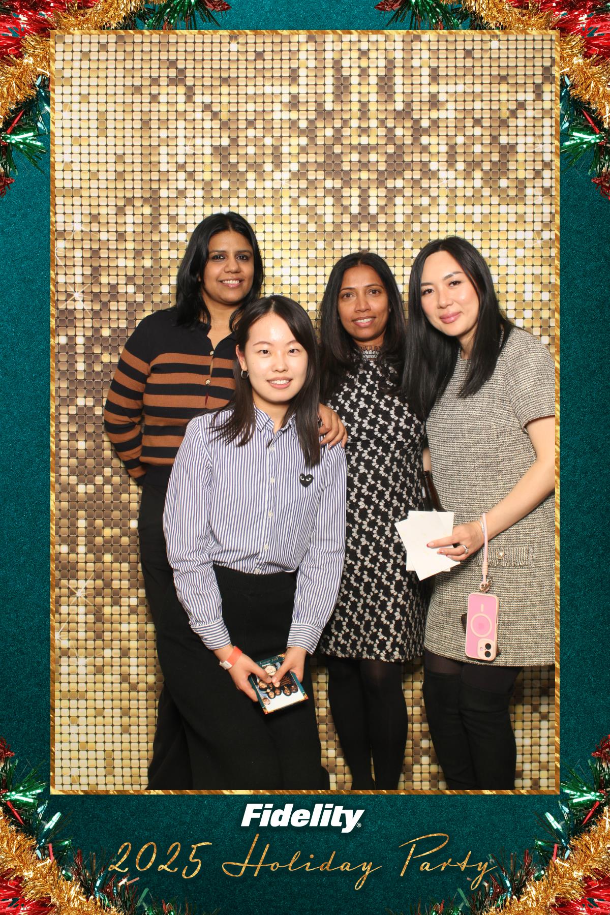 Fidelity Canada Holiday Party | View more photos from the event at gallery.myselfiemirror.ca/u/romanmyselfiemirrorca/Fidelity-Canada-Holiday-Party