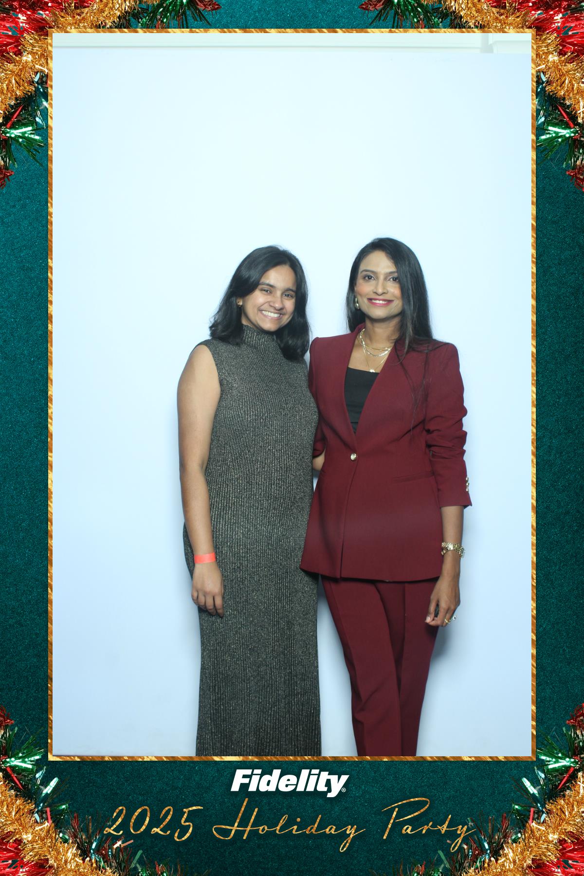 Fidelity Canada Holiday Party | View more photos from the event at gallery.myselfiemirror.ca/u/romanmyselfiemirrorca/Fidelity-Canada-Holiday-Party