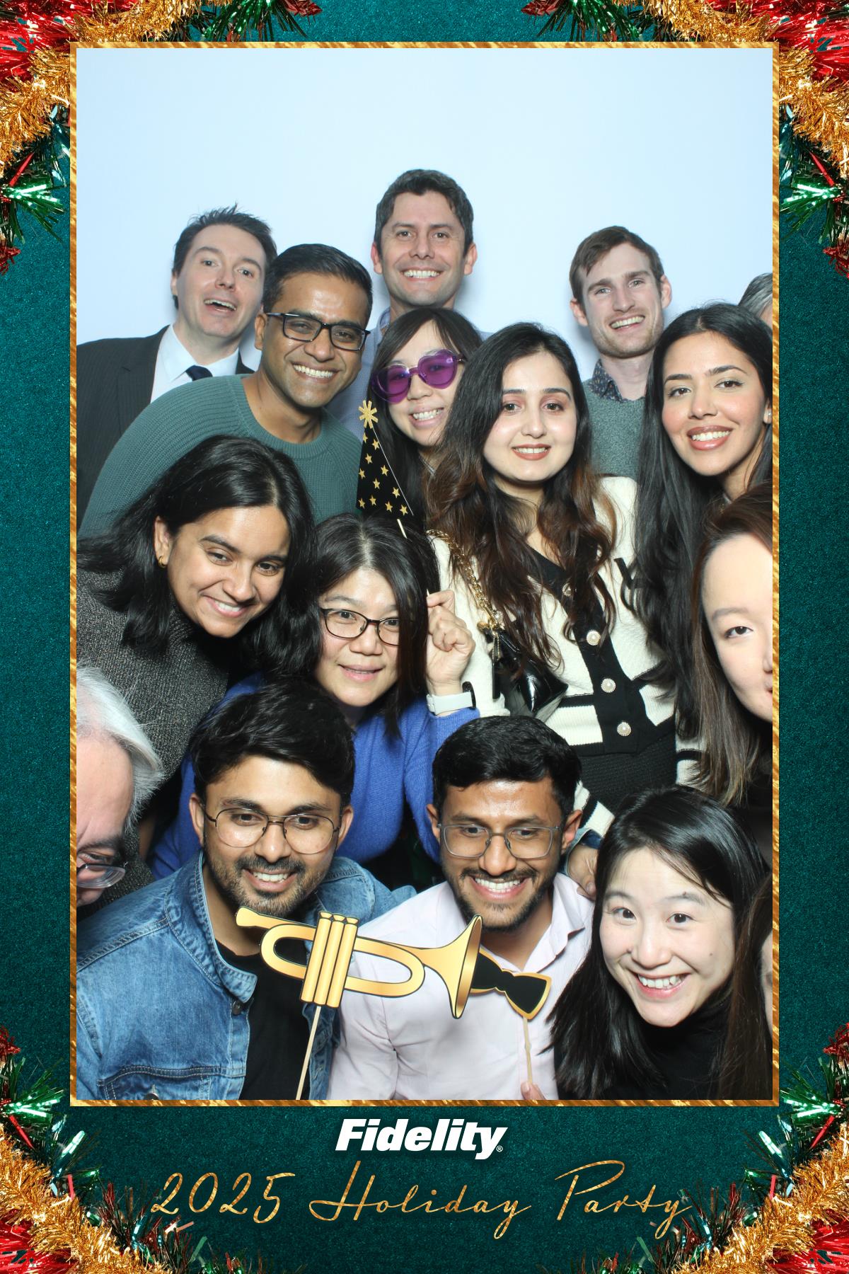 Fidelity Canada Holiday Party | View more photos from the event at gallery.myselfiemirror.ca/u/romanmyselfiemirrorca/Fidelity-Canada-Holiday-Party