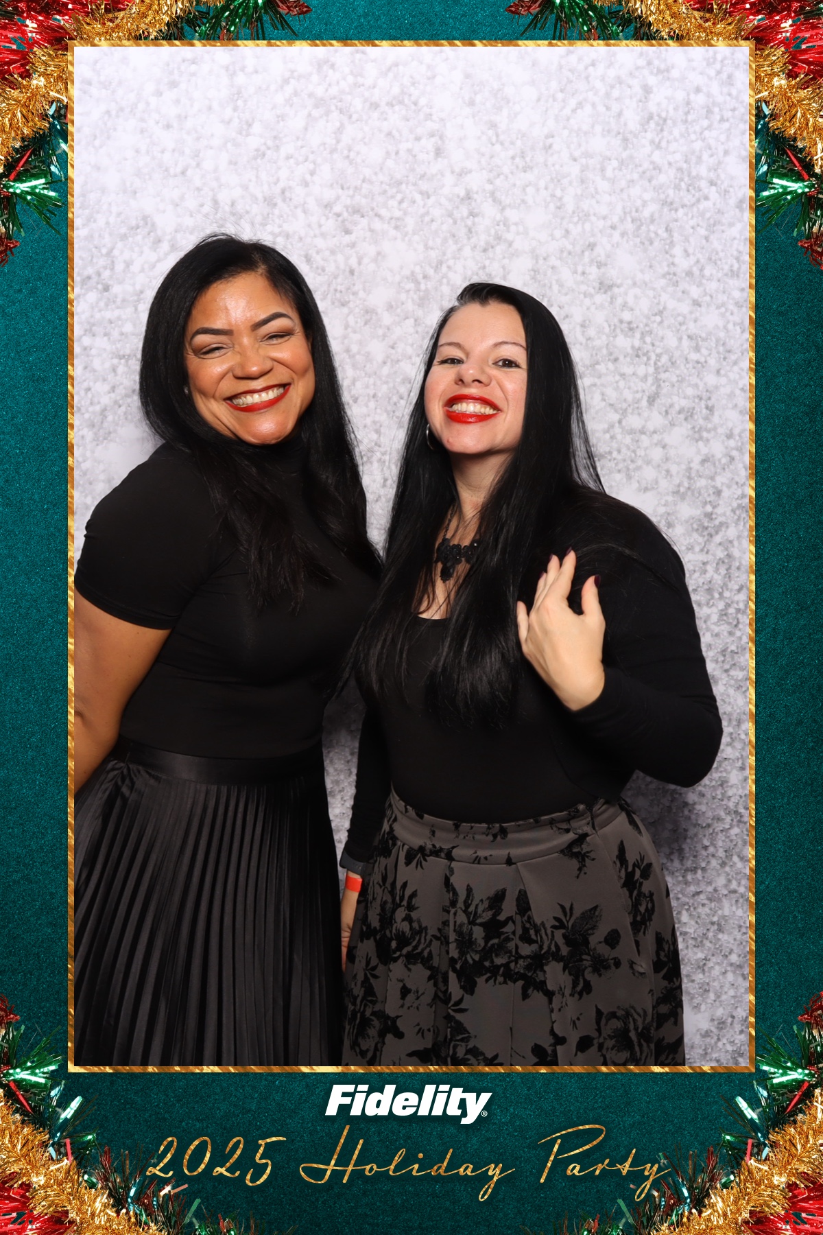 Fidelity Canada Holiday Party | View more photos from the event at gallery.myselfiemirror.ca/u/romanmyselfiemirrorca/Fidelity-Canada-Holiday-Party