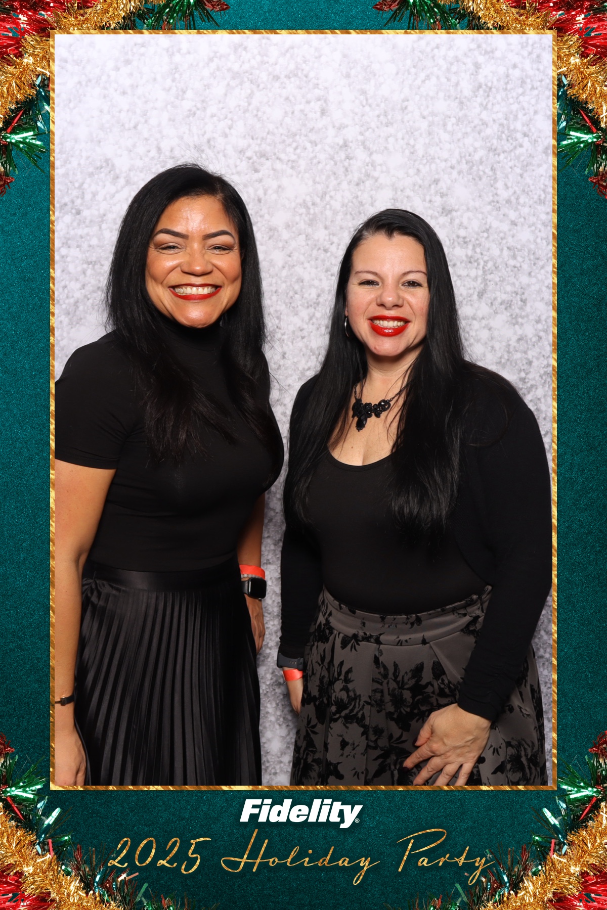 Fidelity Canada Holiday Party | View more photos from the event at gallery.myselfiemirror.ca/u/romanmyselfiemirrorca/Fidelity-Canada-Holiday-Party