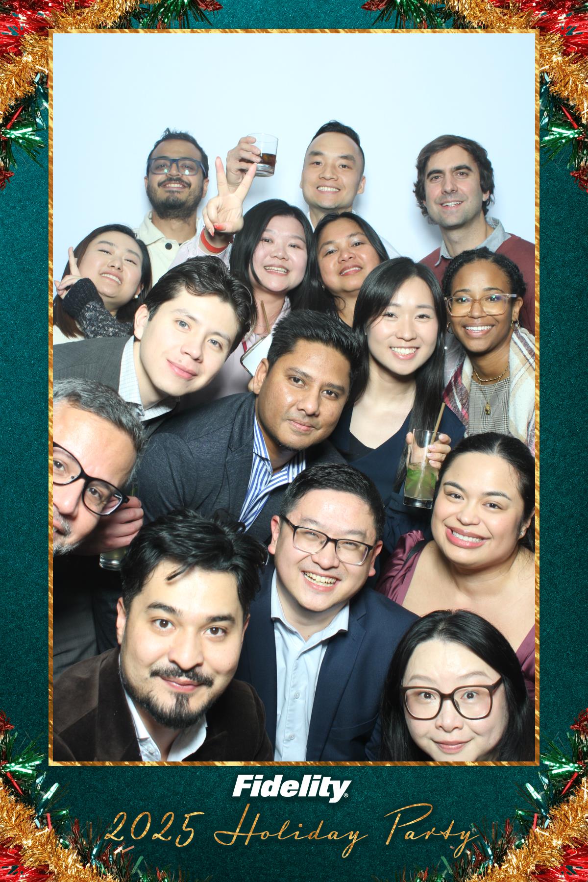 Fidelity Canada Holiday Party | View more photos from the event at gallery.myselfiemirror.ca/u/romanmyselfiemirrorca/Fidelity-Canada-Holiday-Party