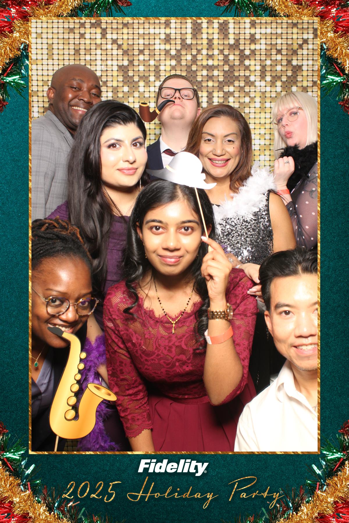 Fidelity Canada Holiday Party | View more photos from the event at gallery.myselfiemirror.ca/u/romanmyselfiemirrorca/Fidelity-Canada-Holiday-Party