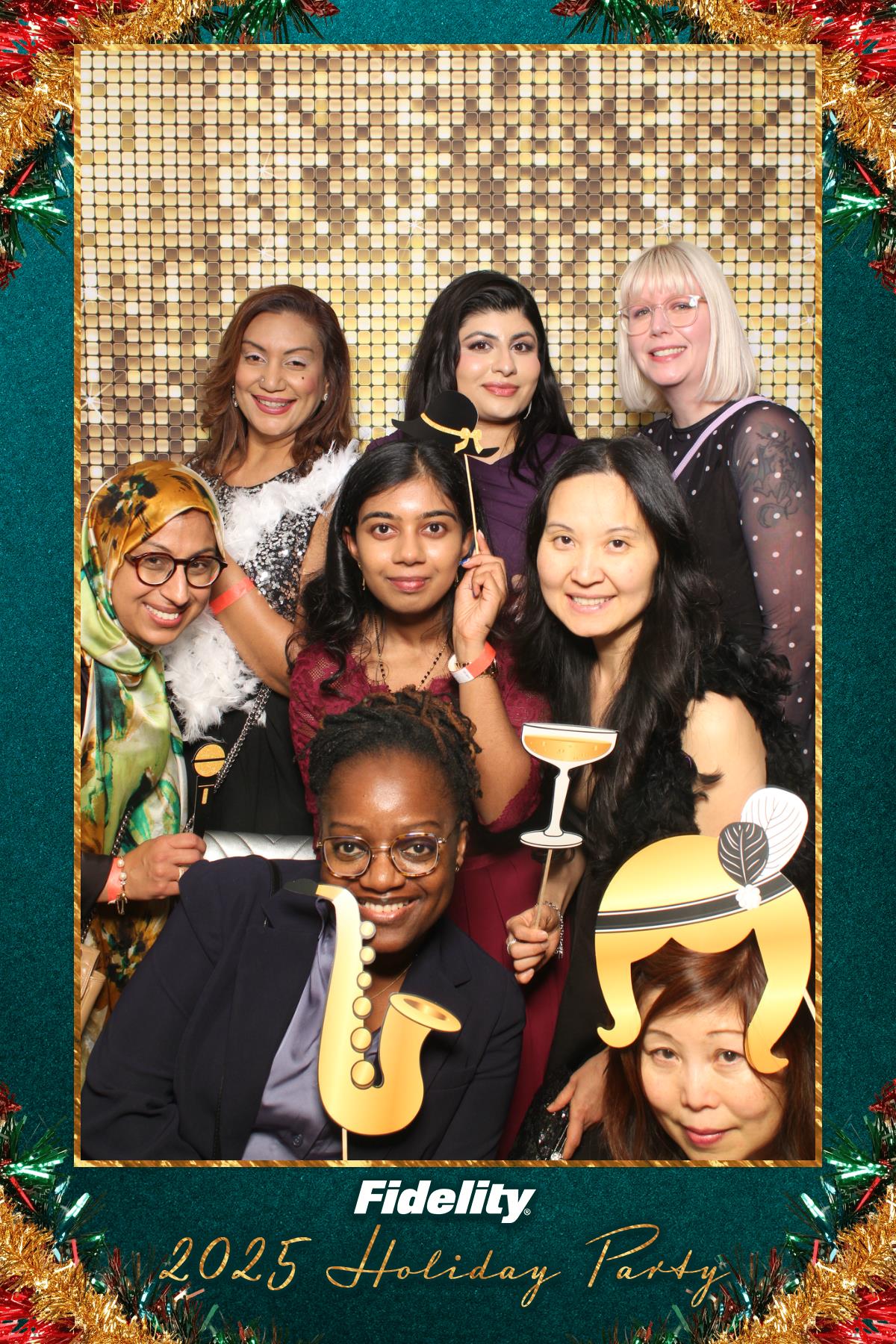 Fidelity Canada Holiday Party | View more photos from the event at gallery.myselfiemirror.ca/u/romanmyselfiemirrorca/Fidelity-Canada-Holiday-Party