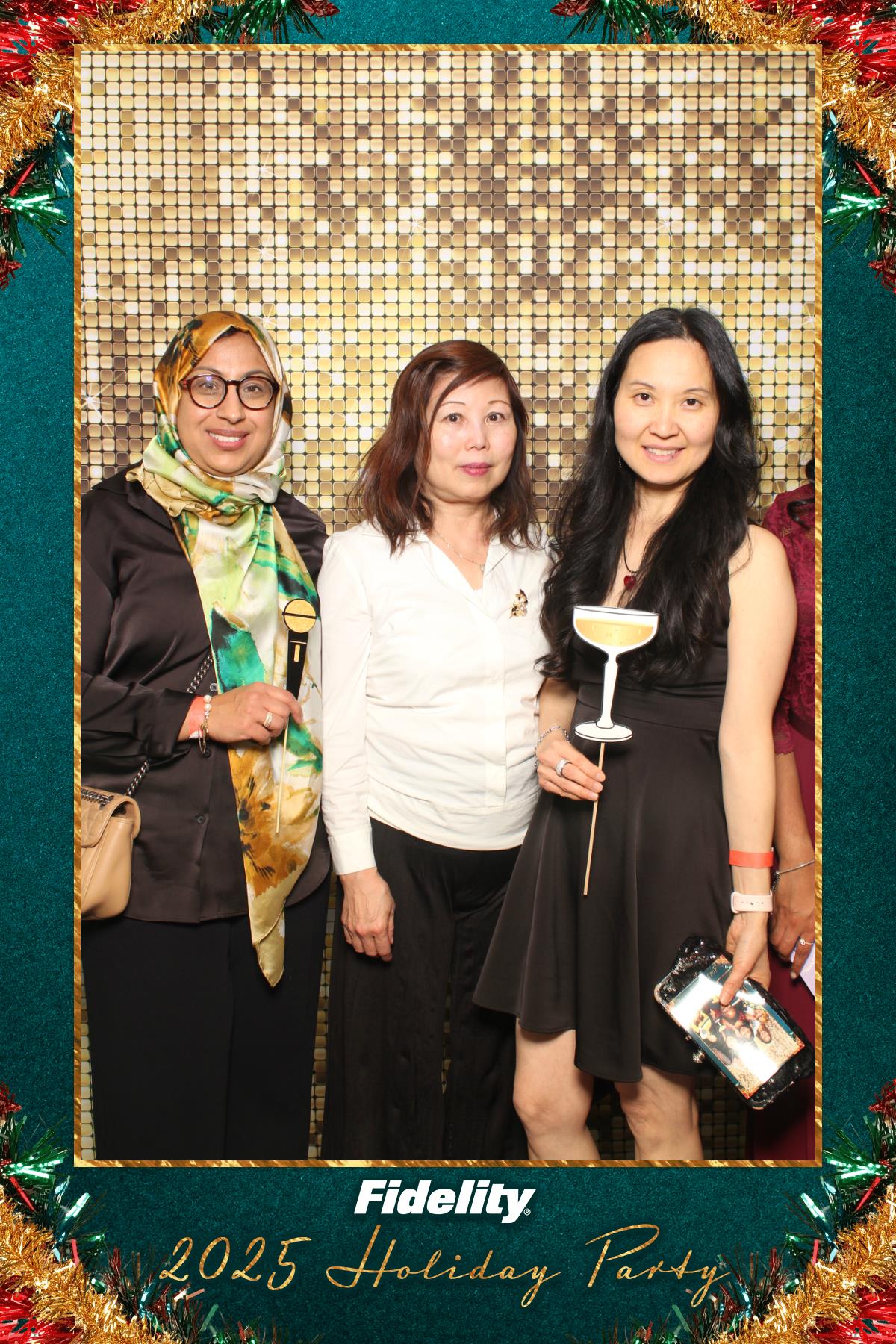 Fidelity Canada Holiday Party | View more photos from the event at gallery.myselfiemirror.ca/u/romanmyselfiemirrorca/Fidelity-Canada-Holiday-Party