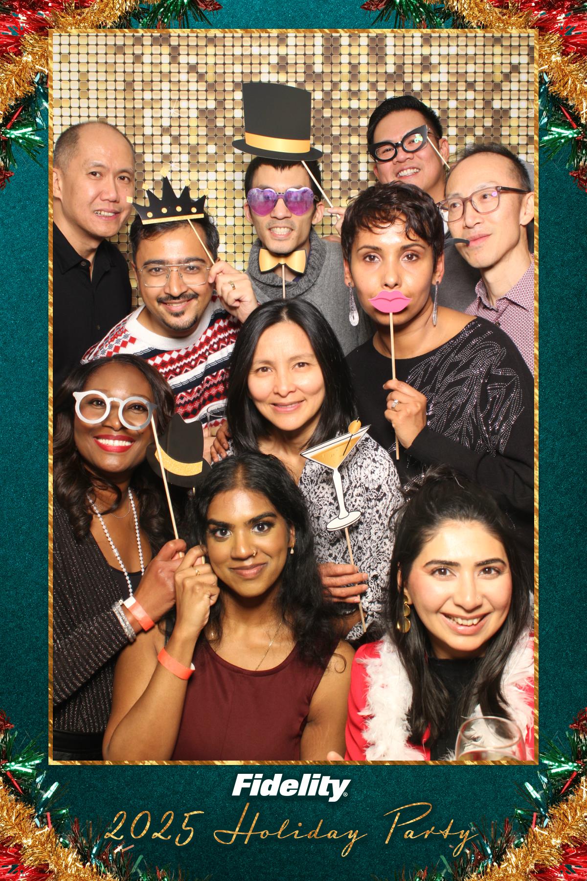 Fidelity Canada Holiday Party | View more photos from the event at gallery.myselfiemirror.ca/u/romanmyselfiemirrorca/Fidelity-Canada-Holiday-Party