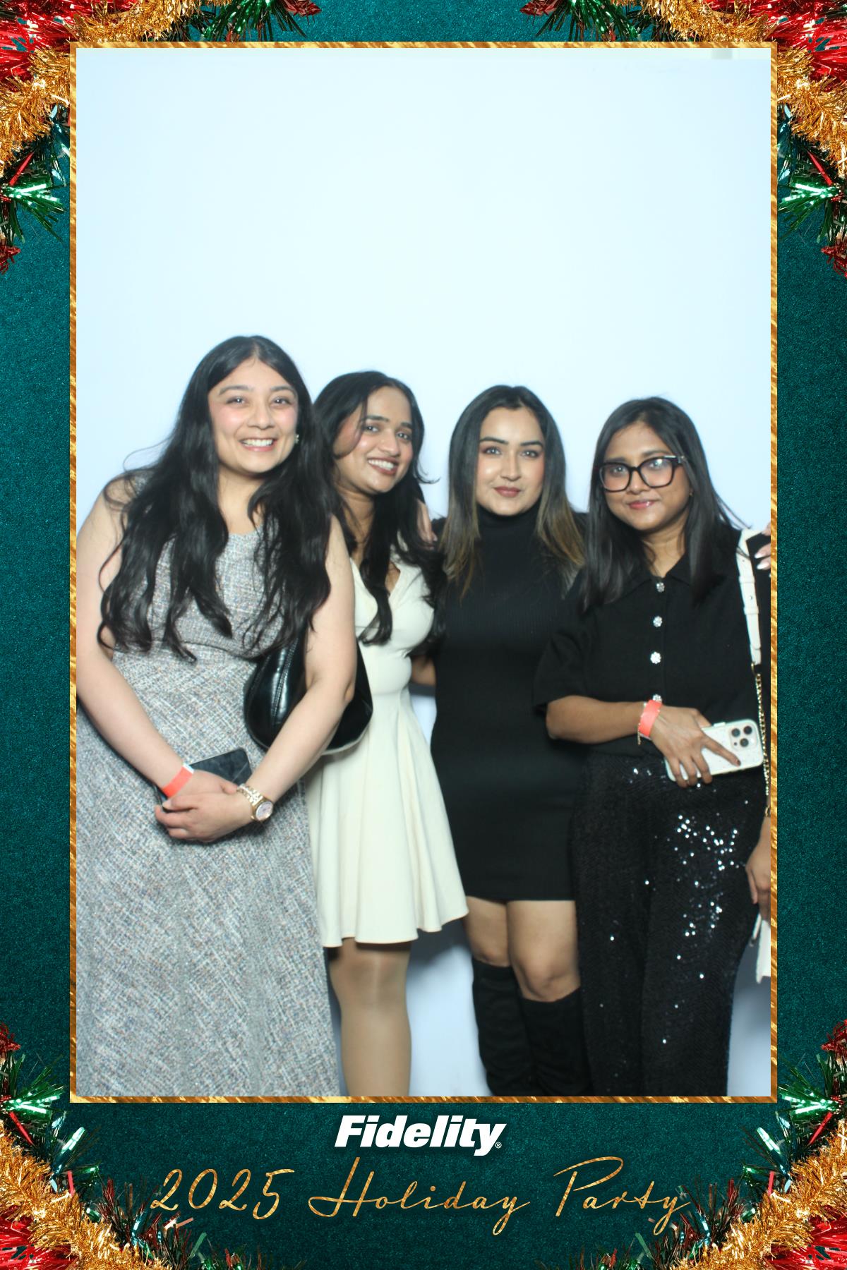 Fidelity Canada Holiday Party | View more photos from the event at gallery.myselfiemirror.ca/u/romanmyselfiemirrorca/Fidelity-Canada-Holiday-Party