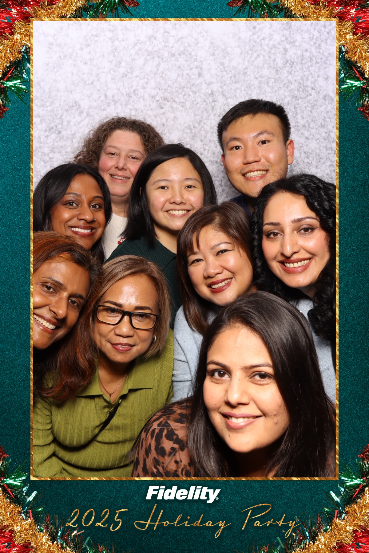 Fidelity Canada Holiday Party | View more photos from the event at gallery.myselfiemirror.ca/u/romanmyselfiemirrorca/Fidelity-Canada-Holiday-Party