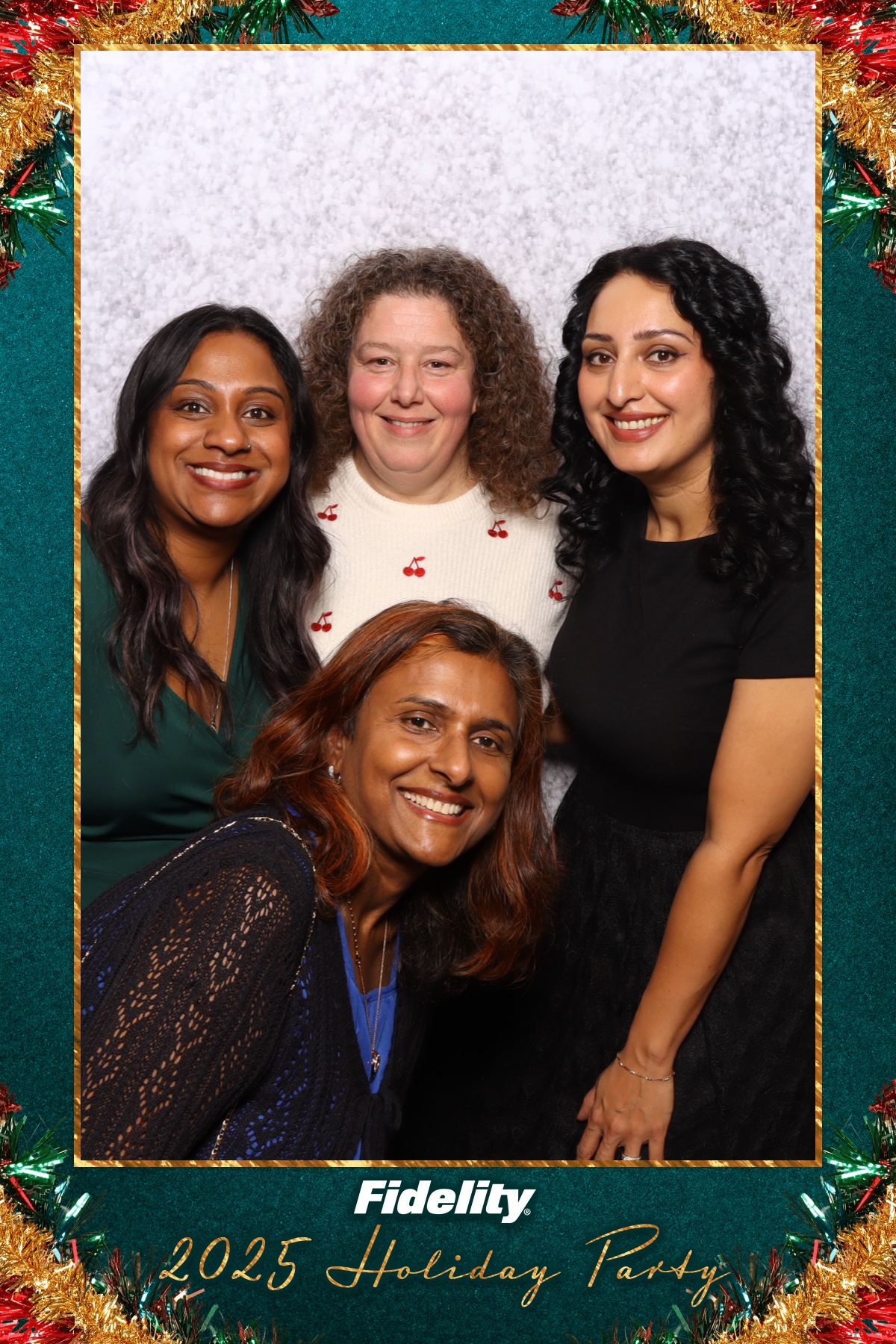 Fidelity Canada Holiday Party | View more photos from the event at gallery.myselfiemirror.ca/u/romanmyselfiemirrorca/Fidelity-Canada-Holiday-Party