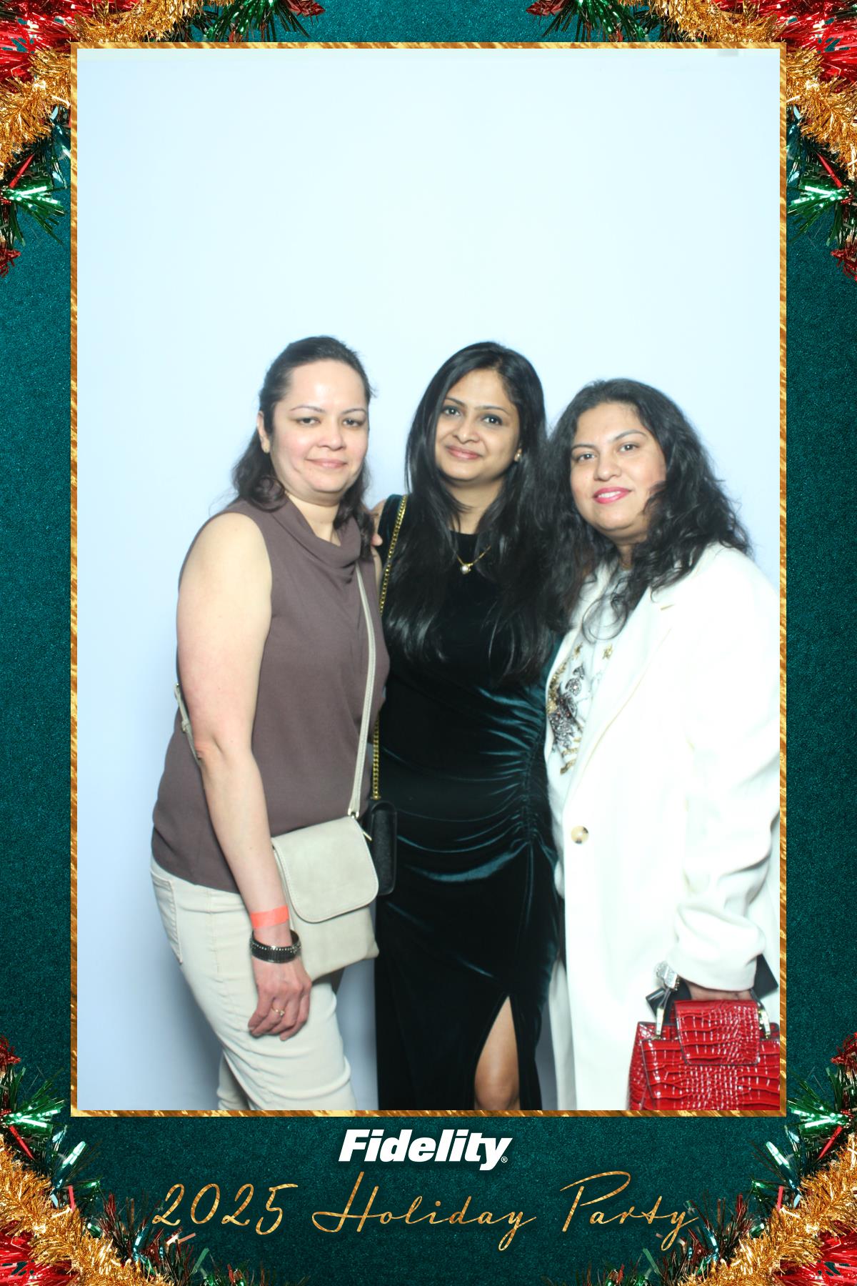 Fidelity Canada Holiday Party | View more photos from the event at gallery.myselfiemirror.ca/u/romanmyselfiemirrorca/Fidelity-Canada-Holiday-Party