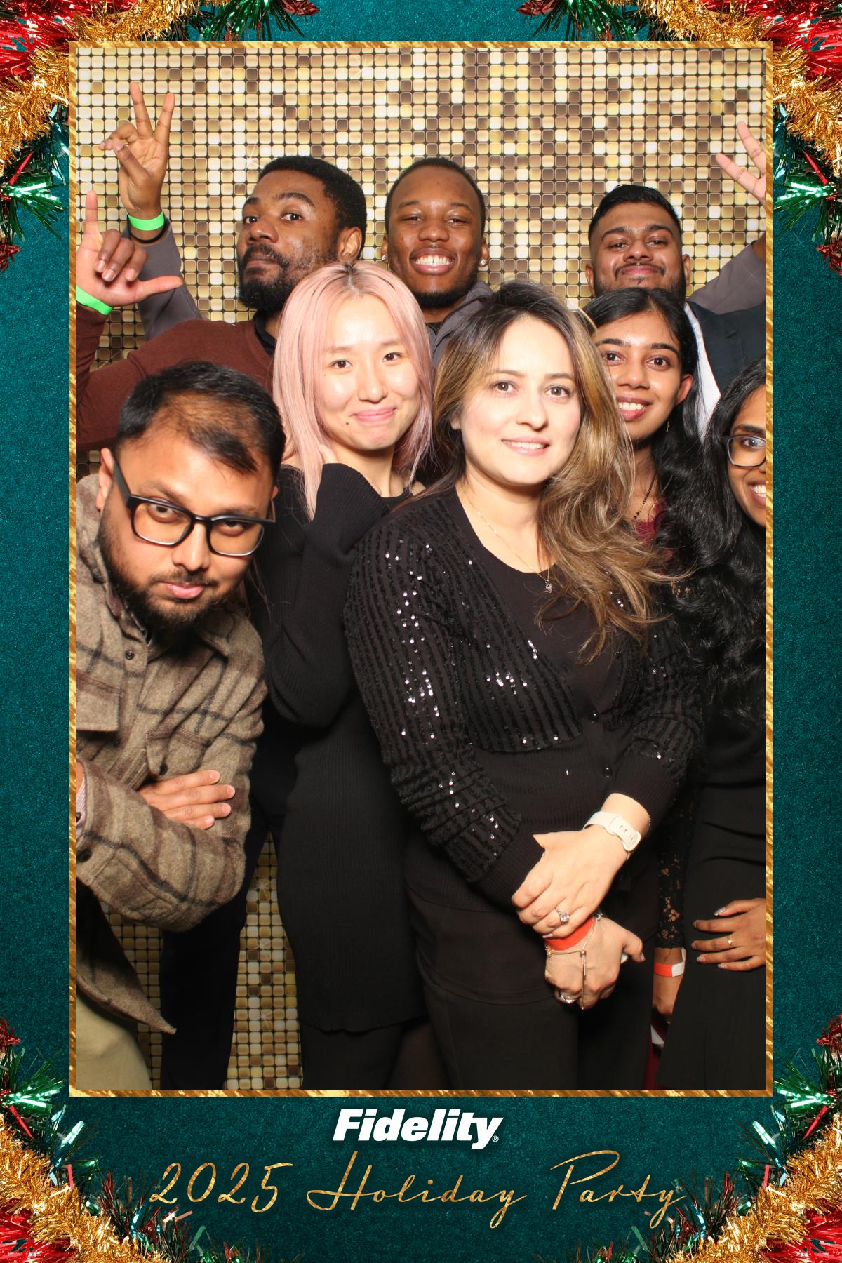 Fidelity Canada Holiday Party | View more photos from the event at gallery.myselfiemirror.ca/u/romanmyselfiemirrorca/Fidelity-Canada-Holiday-Party