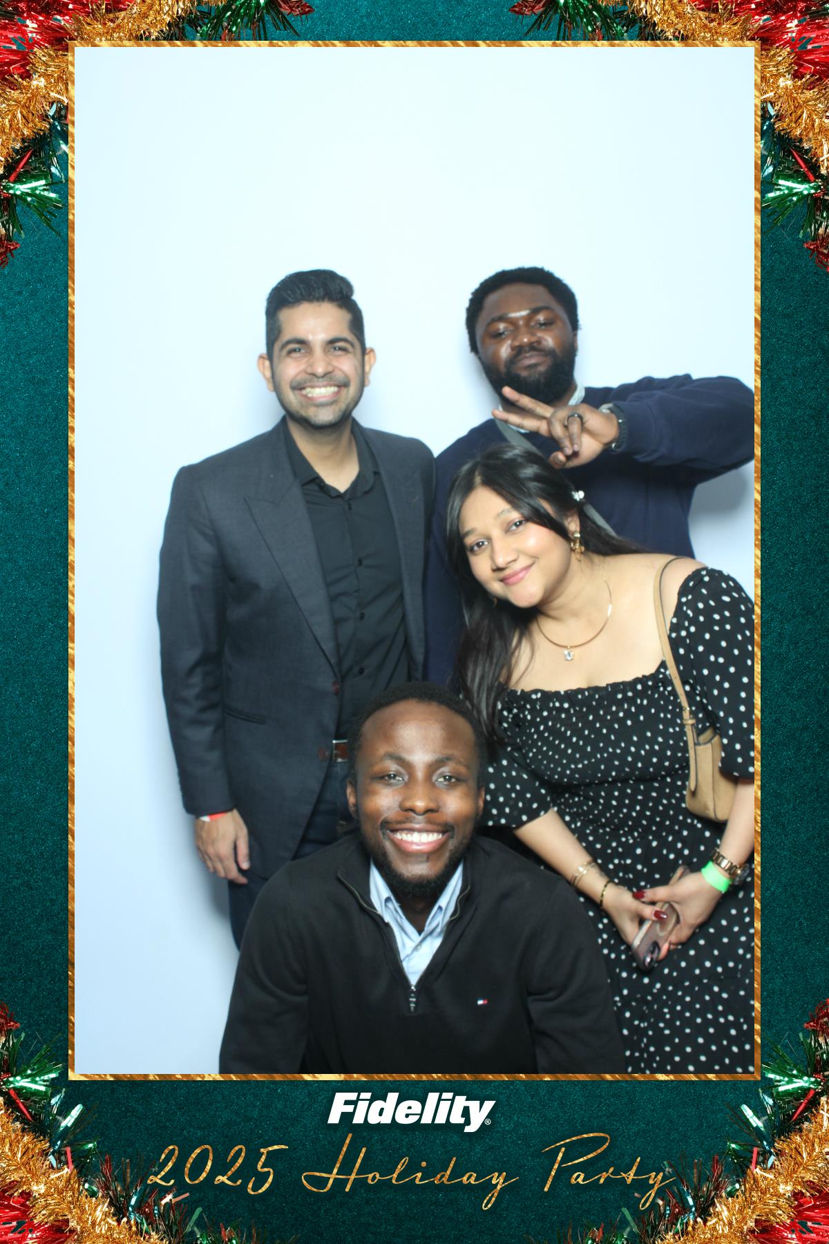 Fidelity Canada Holiday Party | View more photos from the event at gallery.myselfiemirror.ca/u/romanmyselfiemirrorca/Fidelity-Canada-Holiday-Party