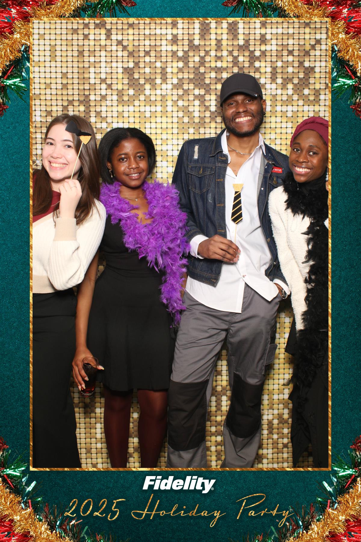 Fidelity Canada Holiday Party | View more photos from the event at gallery.myselfiemirror.ca/u/romanmyselfiemirrorca/Fidelity-Canada-Holiday-Party