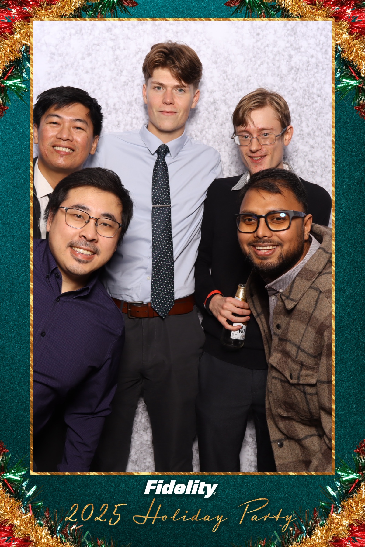 Fidelity Canada Holiday Party | View more photos from the event at gallery.myselfiemirror.ca/u/romanmyselfiemirrorca/Fidelity-Canada-Holiday-Party
