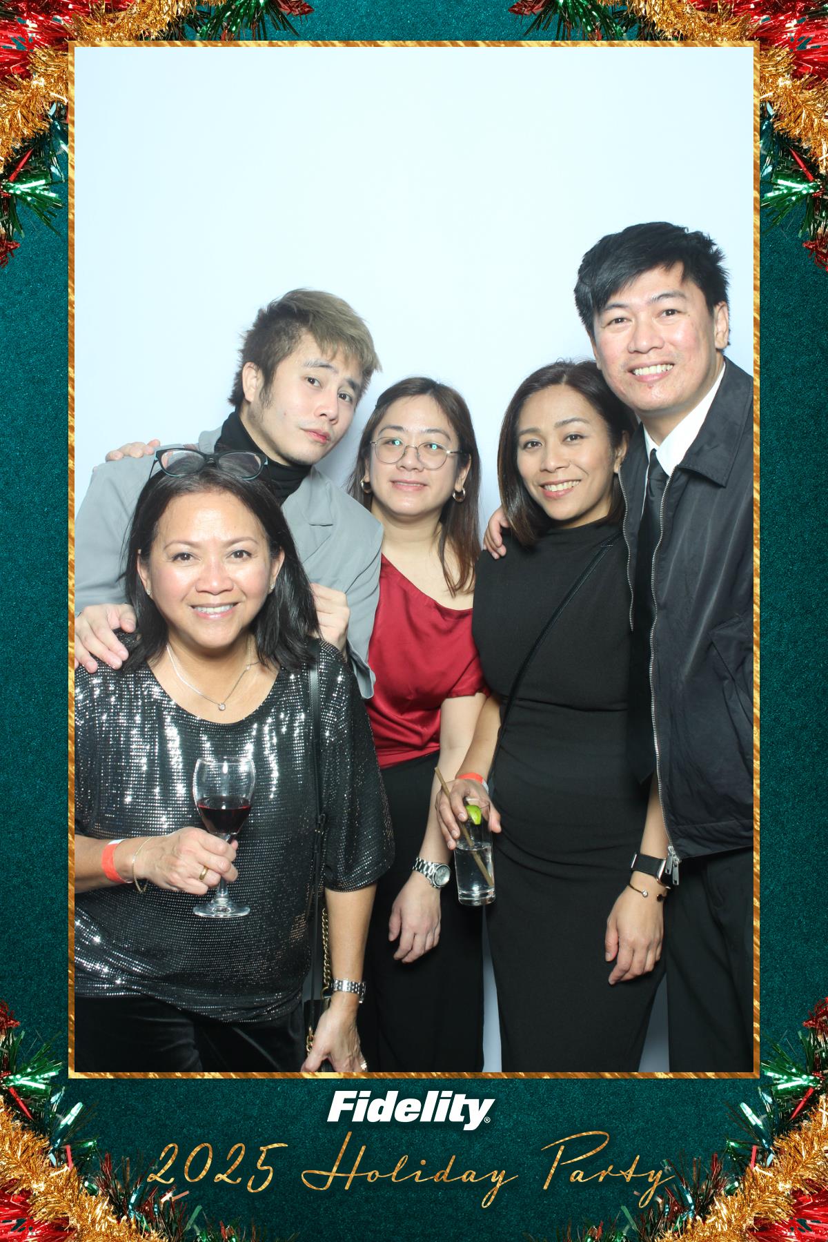 Fidelity Canada Holiday Party | View more photos from the event at gallery.myselfiemirror.ca/u/romanmyselfiemirrorca/Fidelity-Canada-Holiday-Party