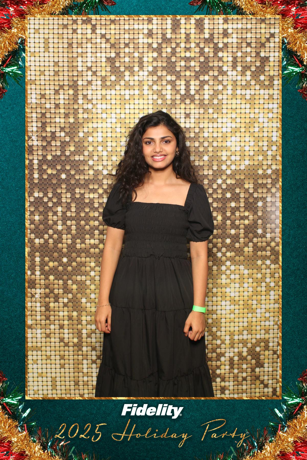 Fidelity Canada Holiday Party | View more photos from the event at gallery.myselfiemirror.ca/u/romanmyselfiemirrorca/Fidelity-Canada-Holiday-Party