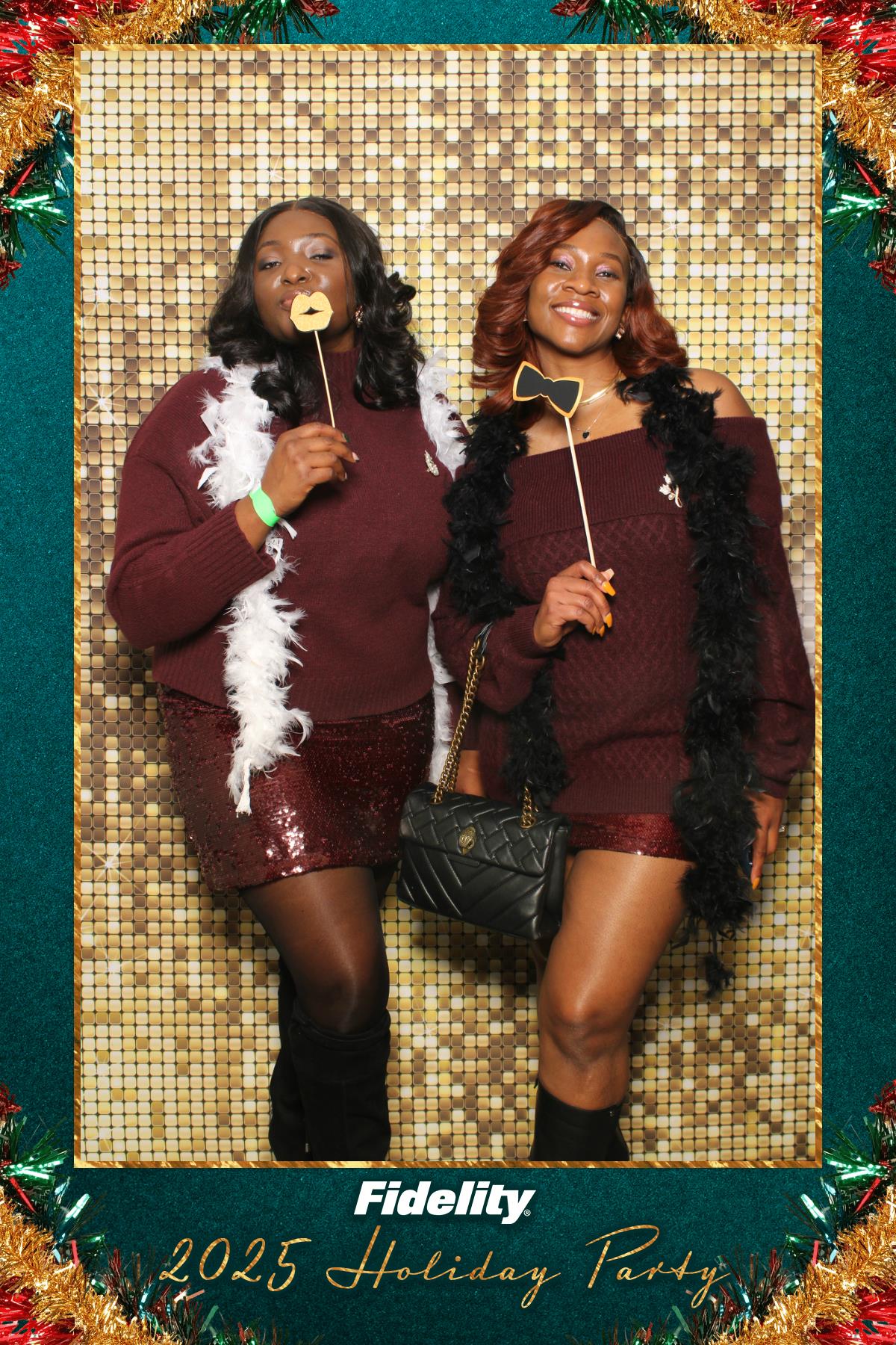 Fidelity Canada Holiday Party | View more photos from the event at gallery.myselfiemirror.ca/u/romanmyselfiemirrorca/Fidelity-Canada-Holiday-Party