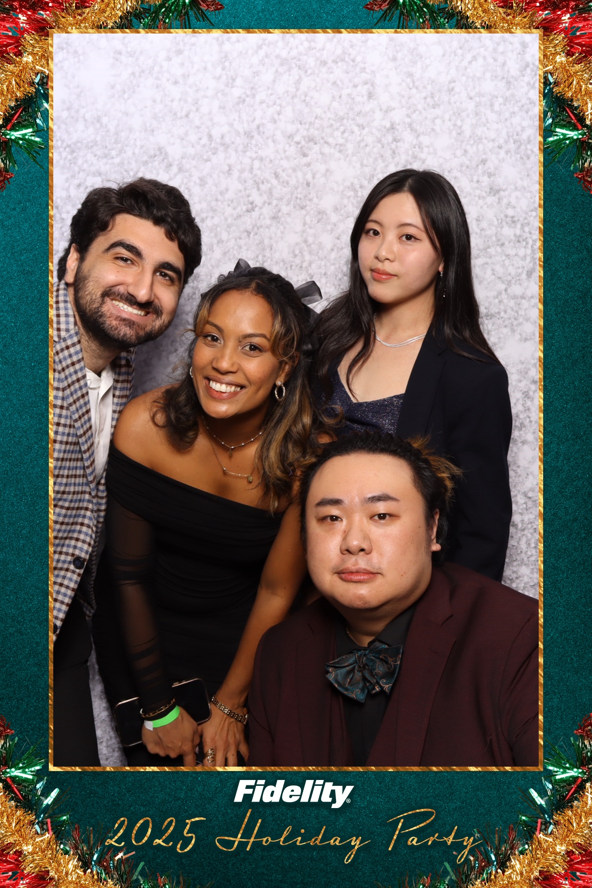 Fidelity Canada Holiday Party | View more photos from the event at gallery.myselfiemirror.ca/u/romanmyselfiemirrorca/Fidelity-Canada-Holiday-Party